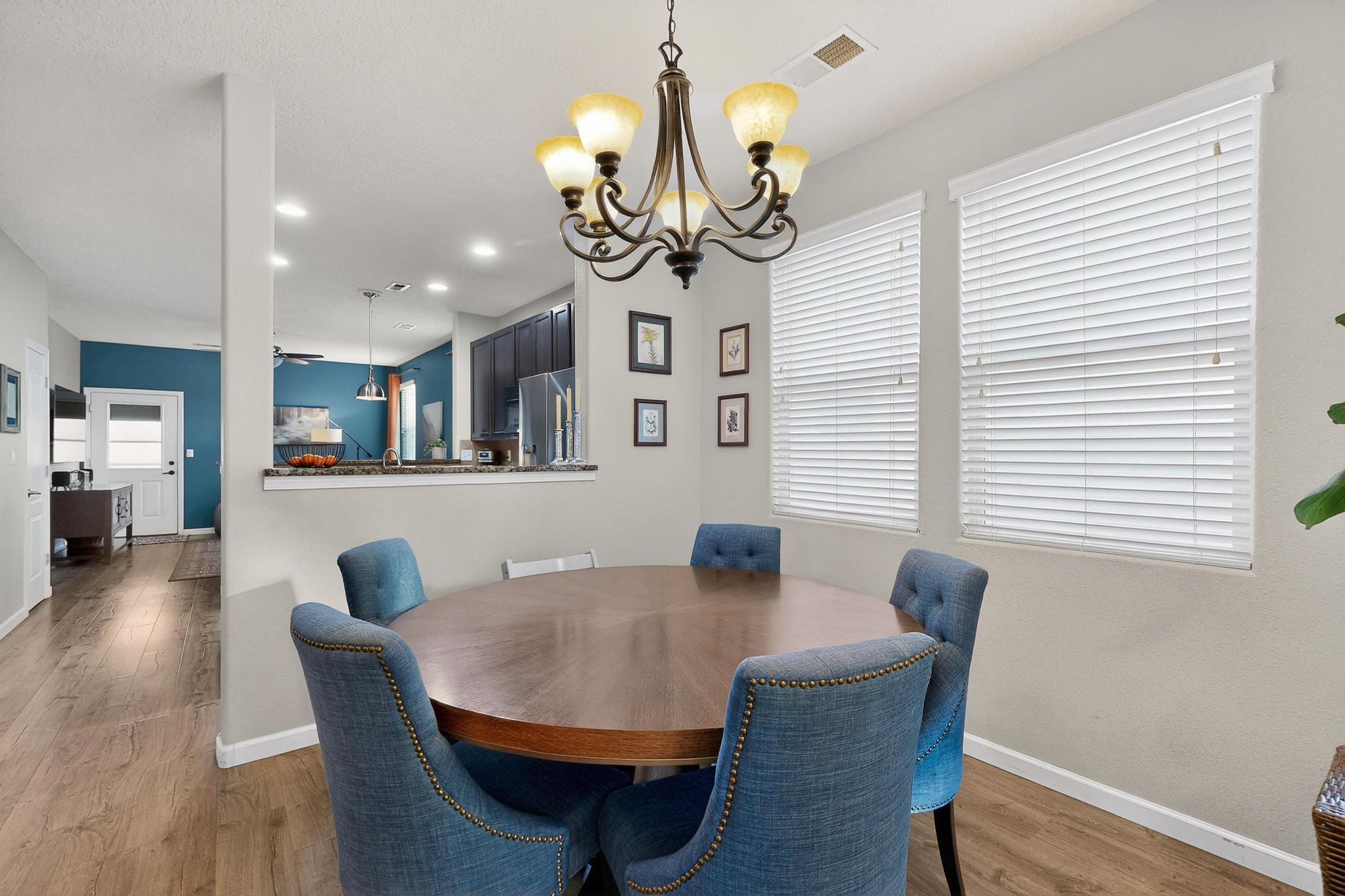 2149 Vista De Colinas Drive SE