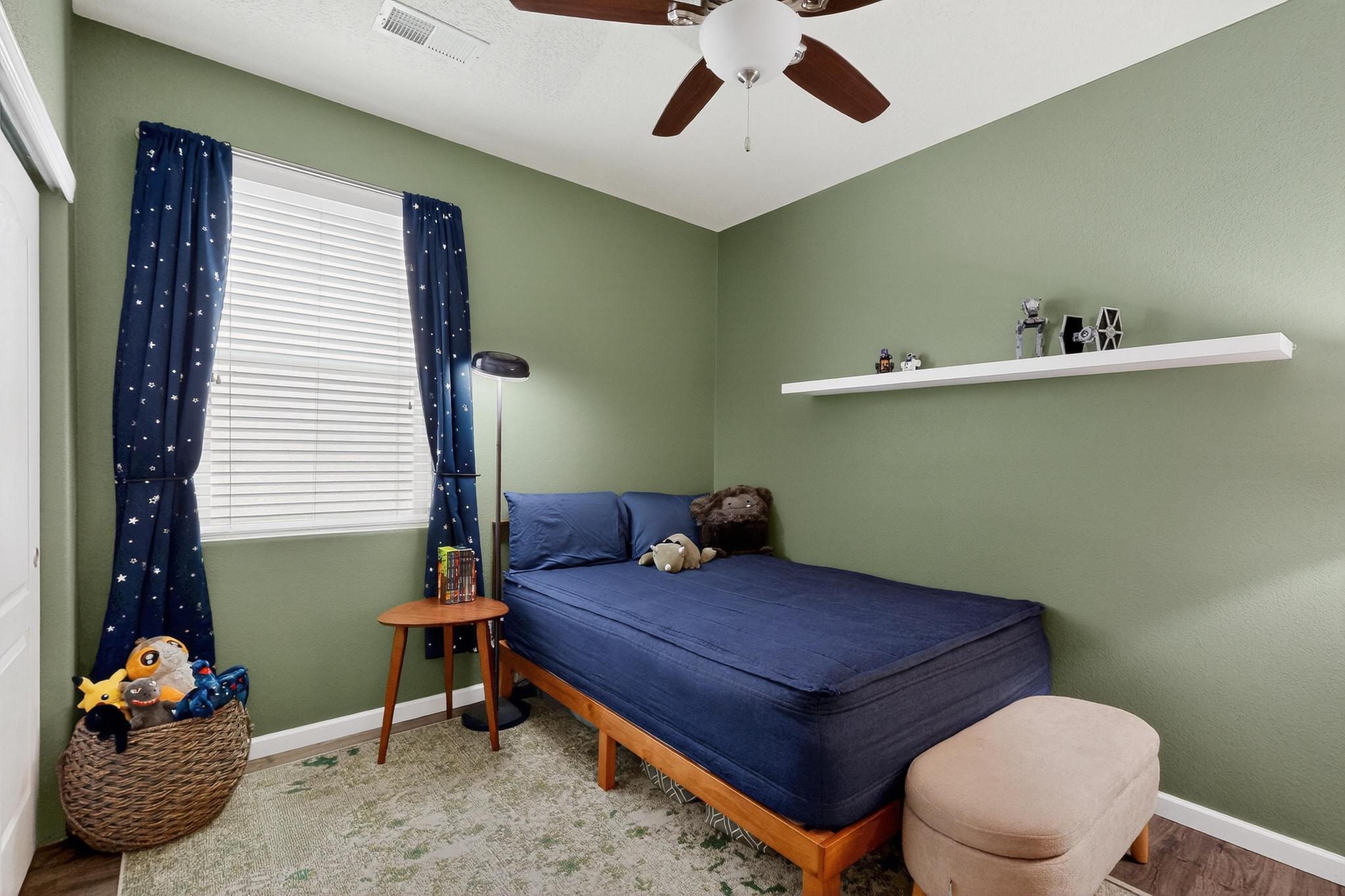 2149 Vista De Colinas Drive SE