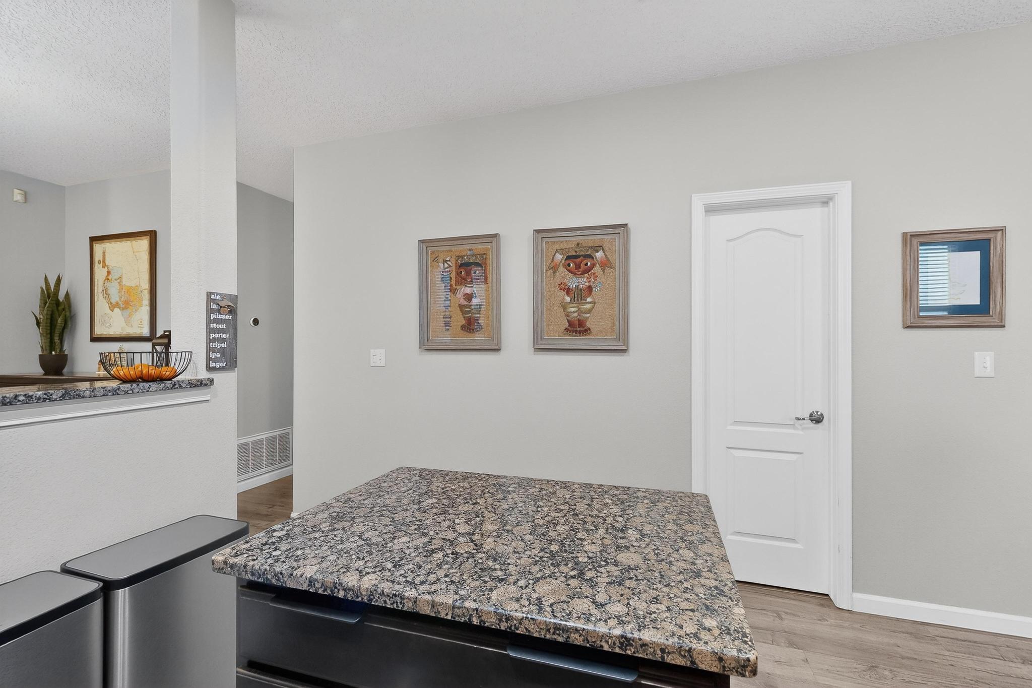 2149 Vista De Colinas Drive SE