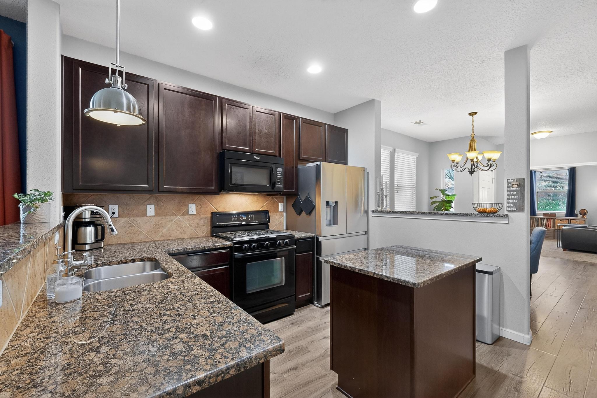 2149 Vista De Colinas Drive SE