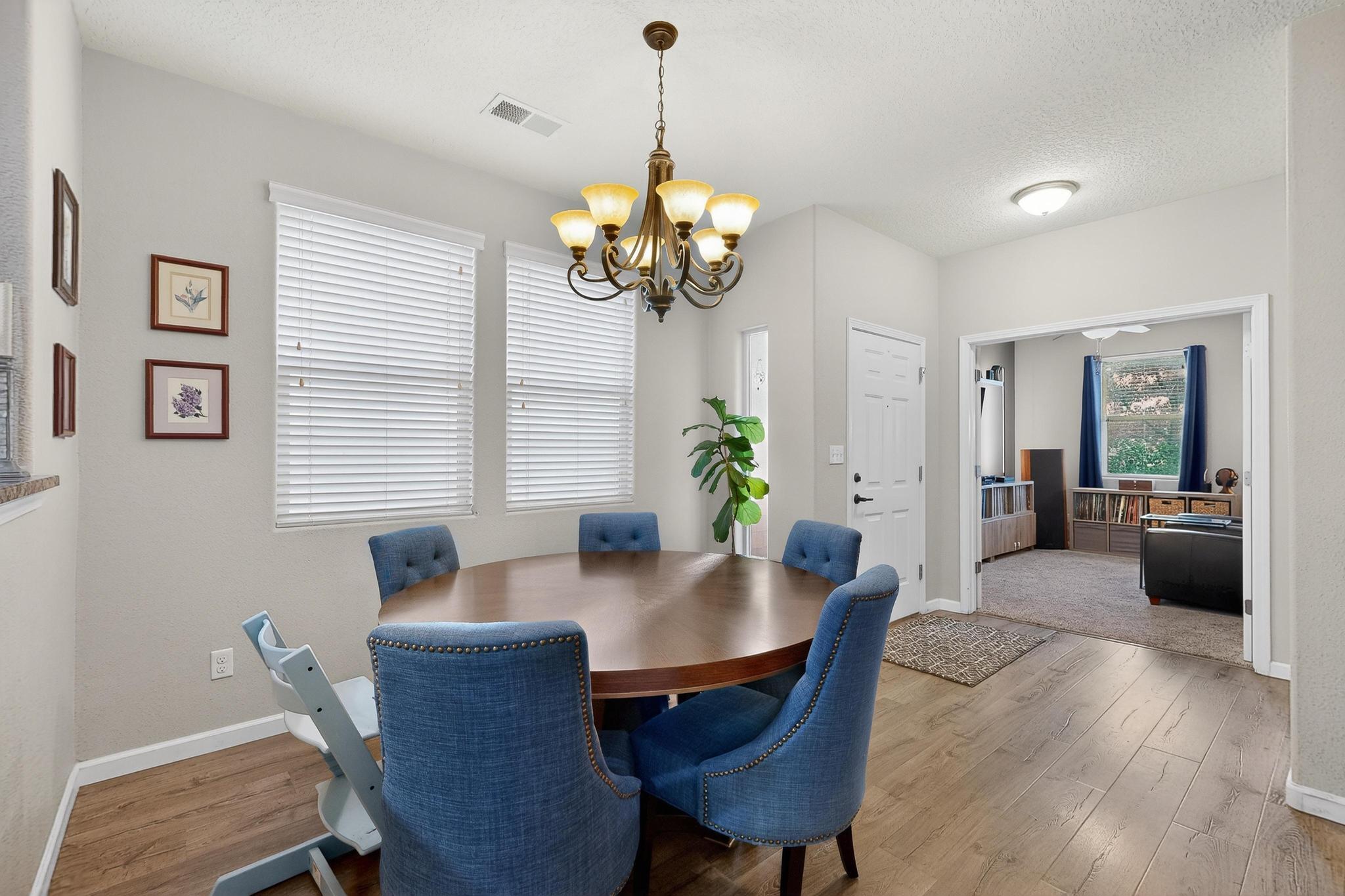 2149 Vista De Colinas Drive SE