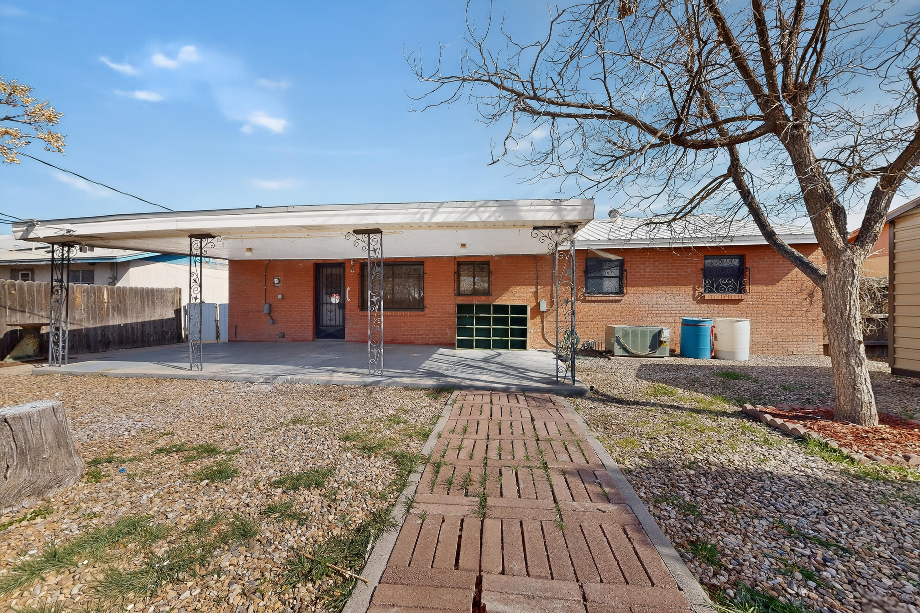 2613 San Isidro Street NW