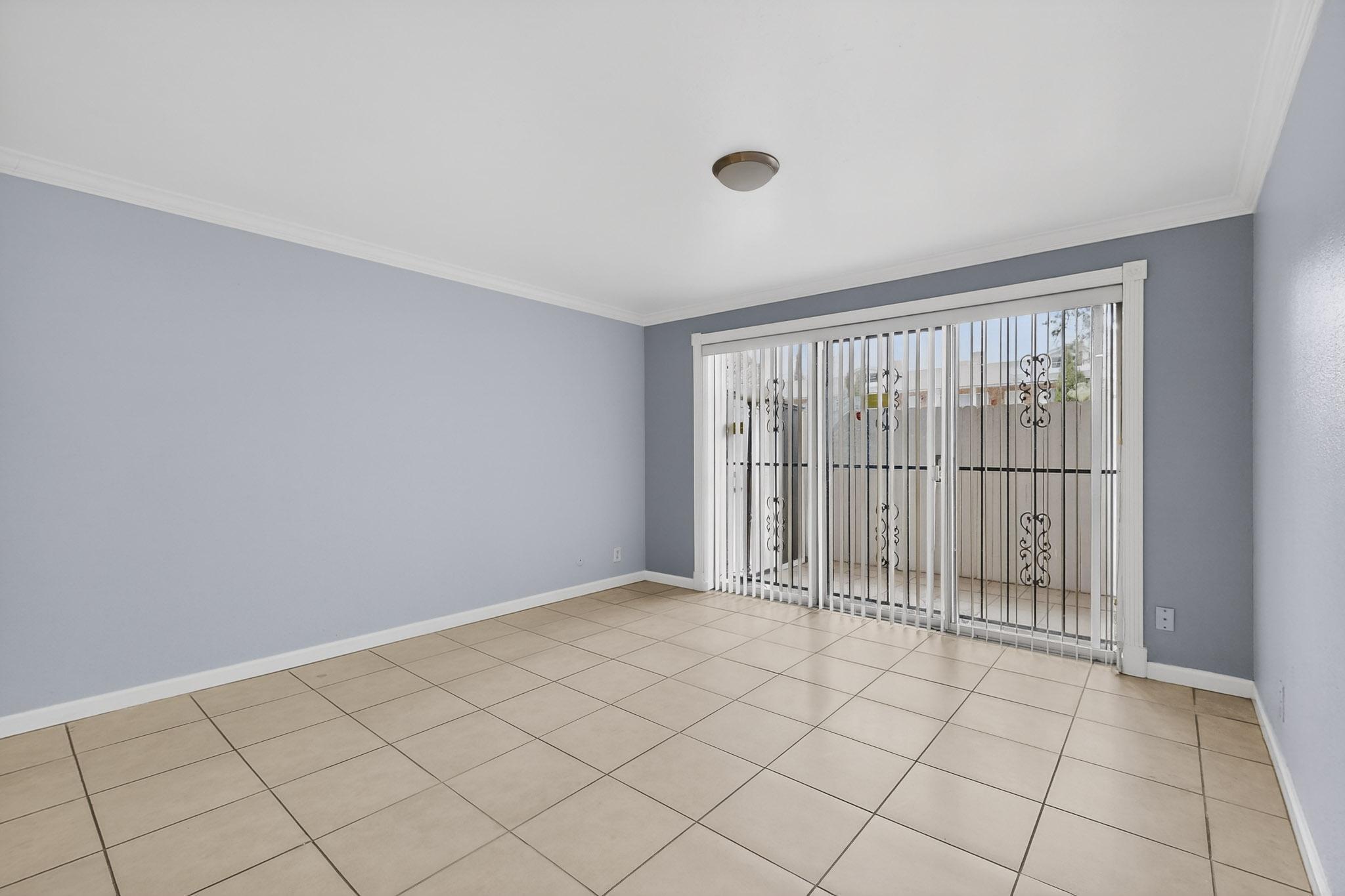 1100 Alvarado Drive SE APT 104