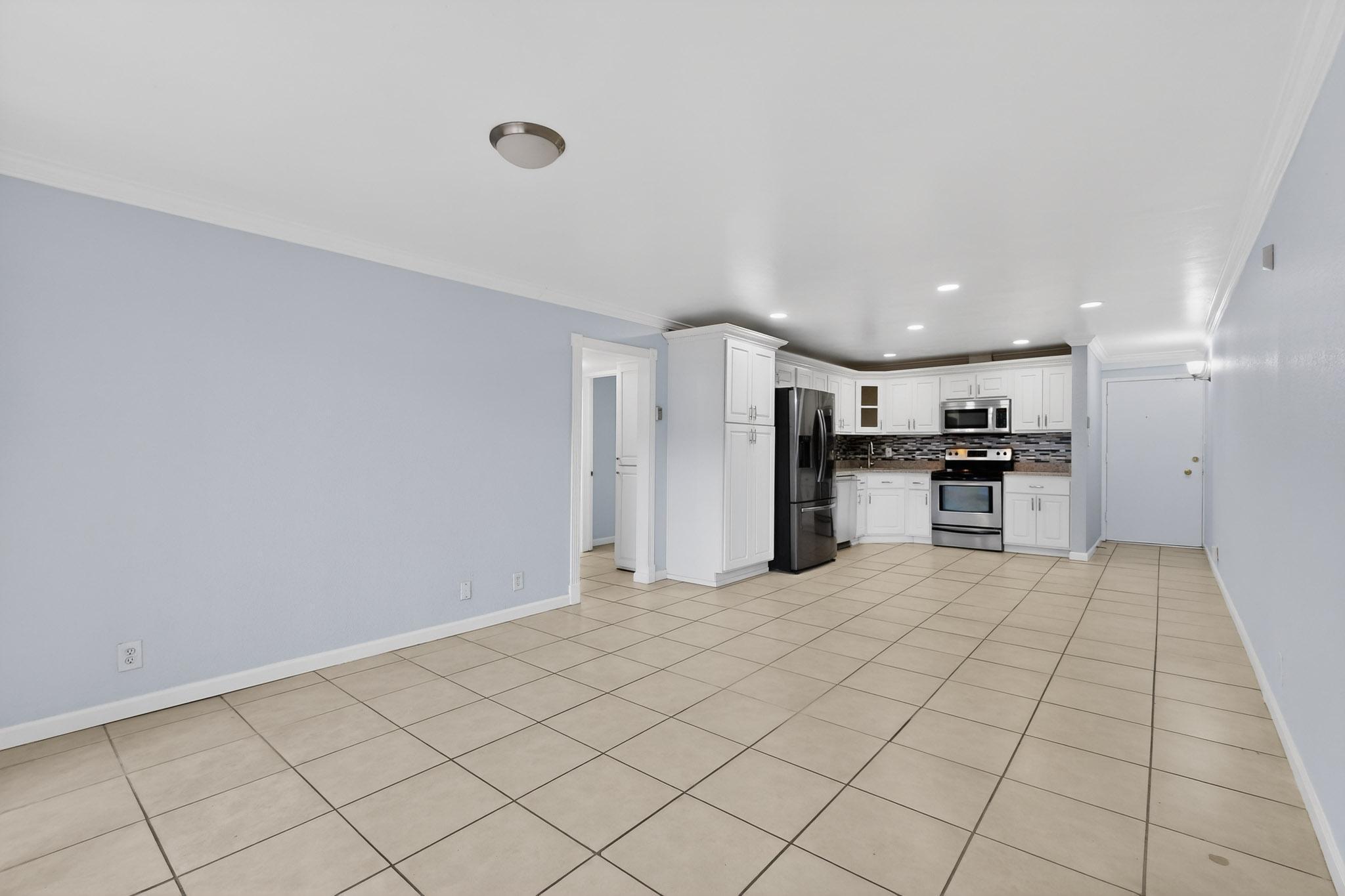 1100 Alvarado Drive SE APT 104