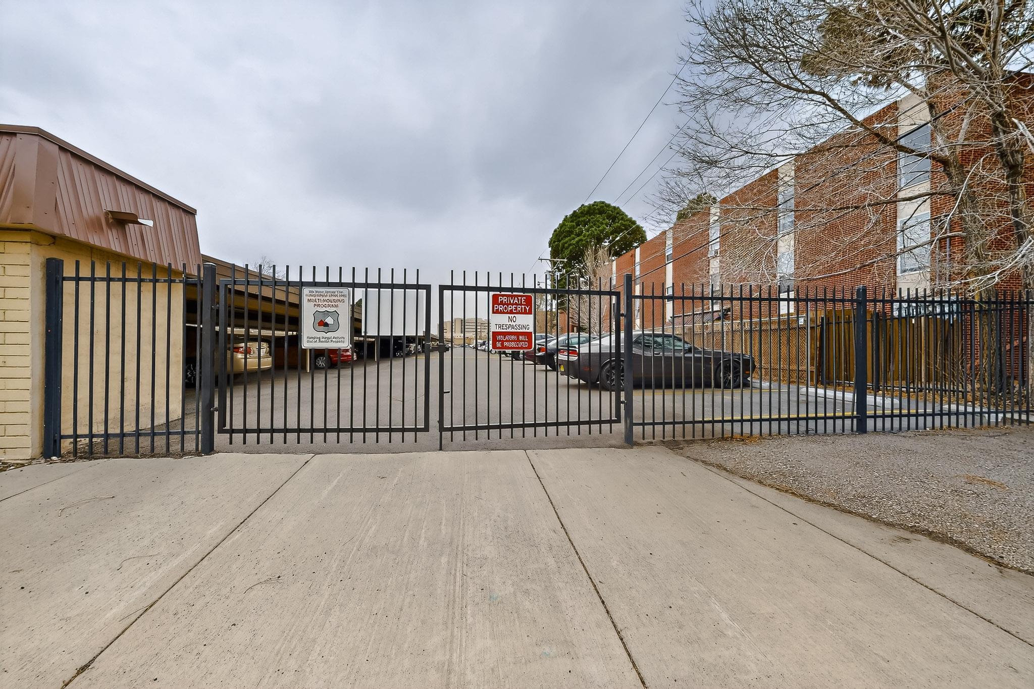 1100 Alvarado Drive SE APT 104