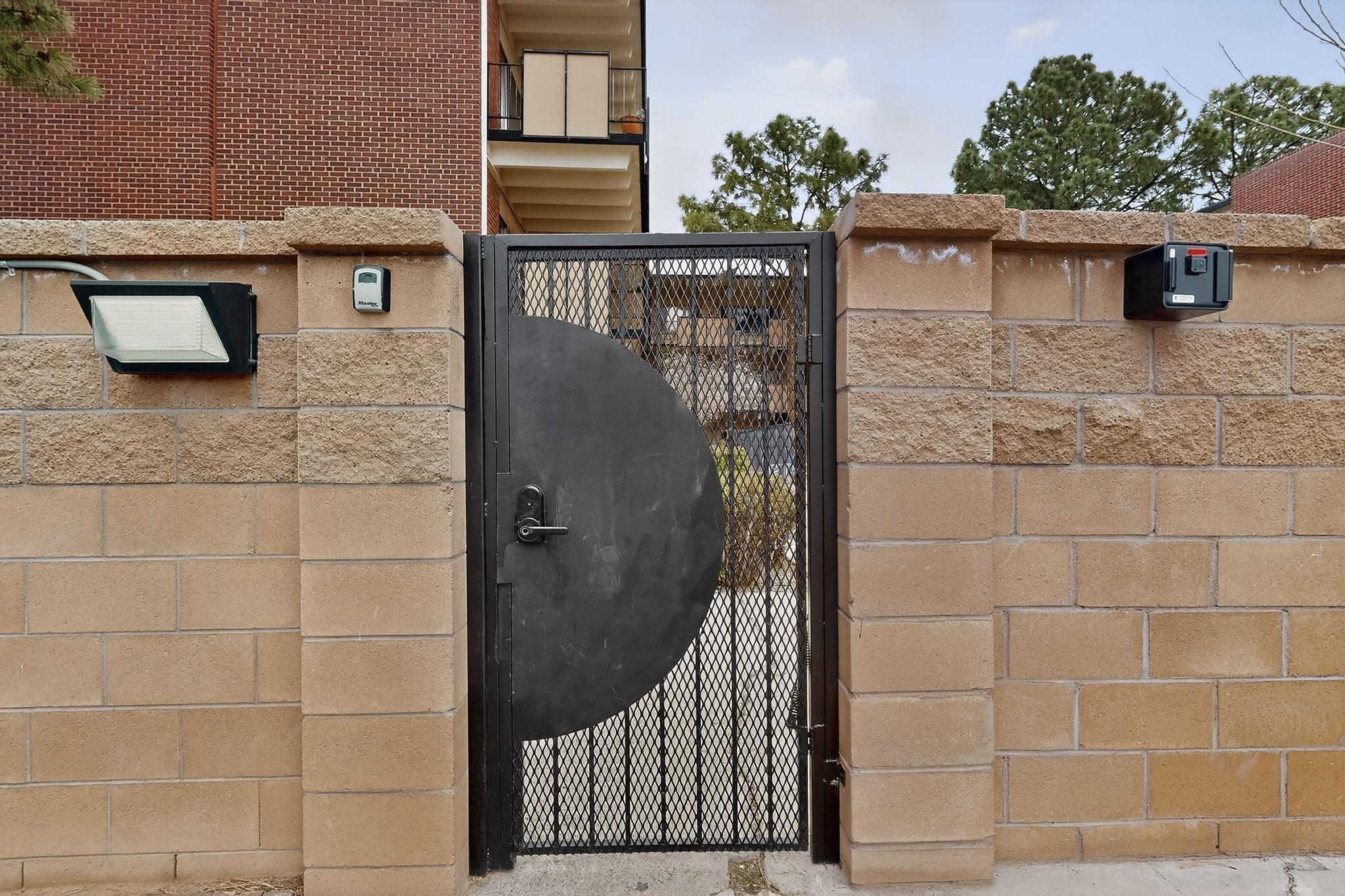 1100 Alvarado Drive SE APT 104