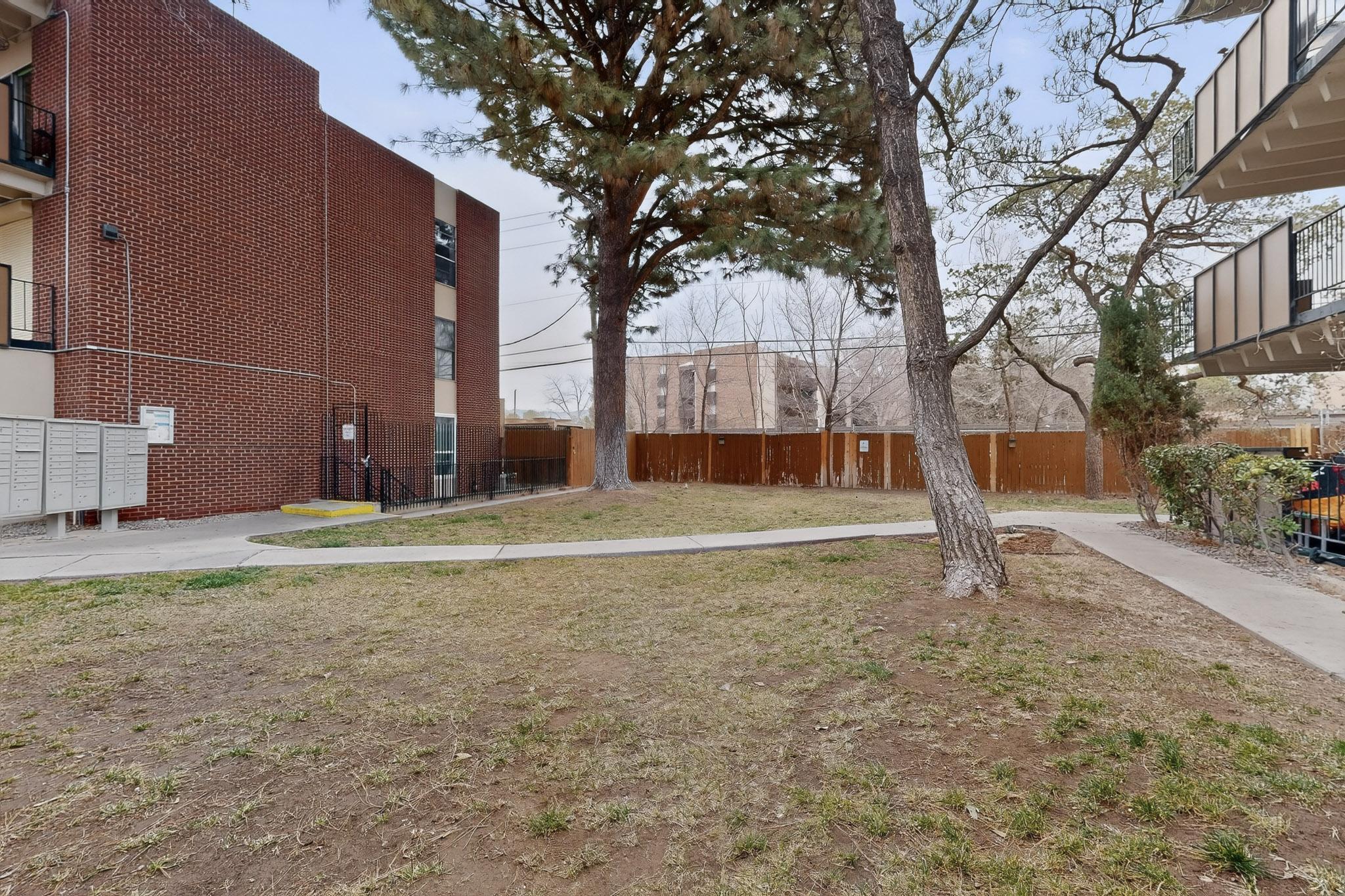 1100 Alvarado Drive SE APT 104