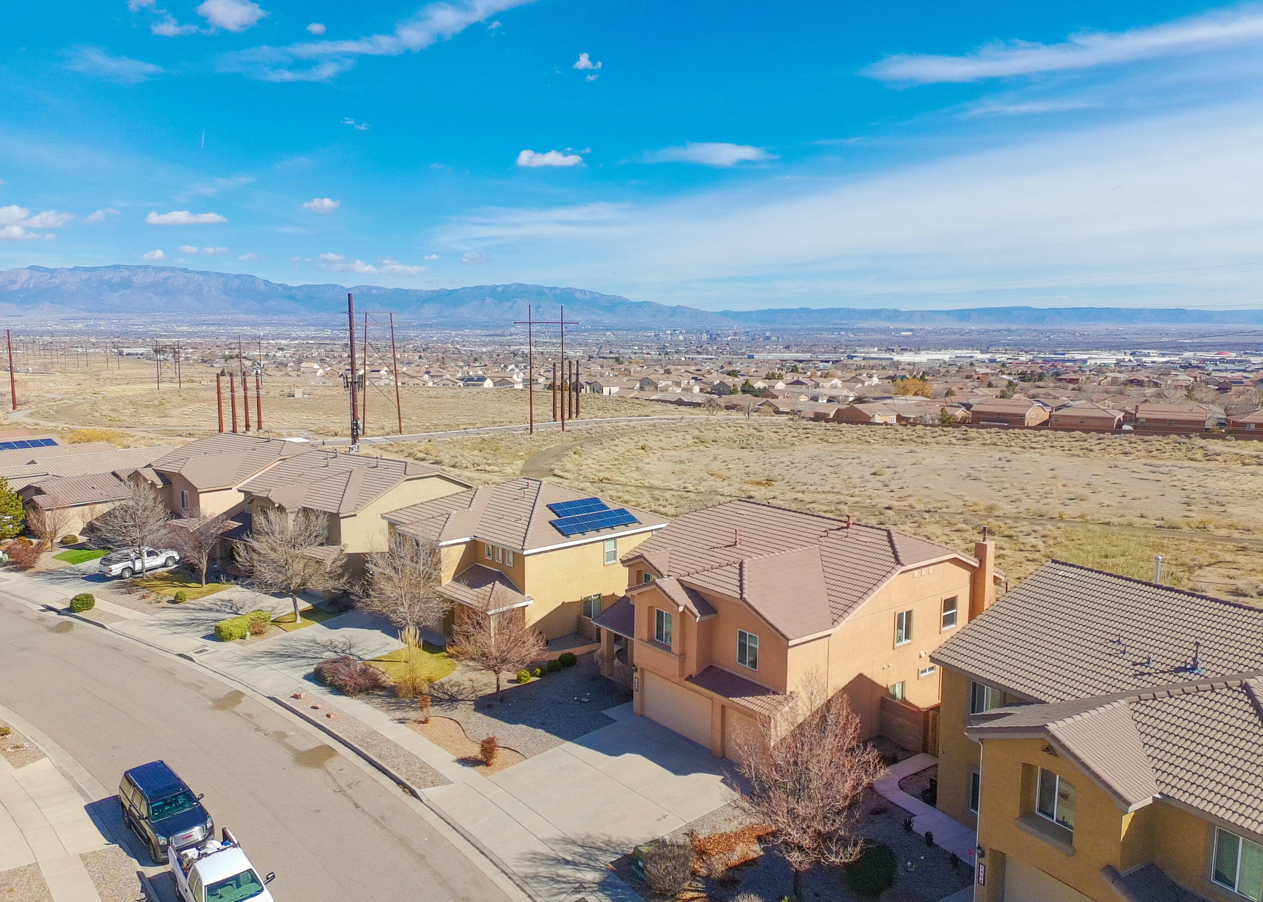1408 Summer Breeze Drive NW
