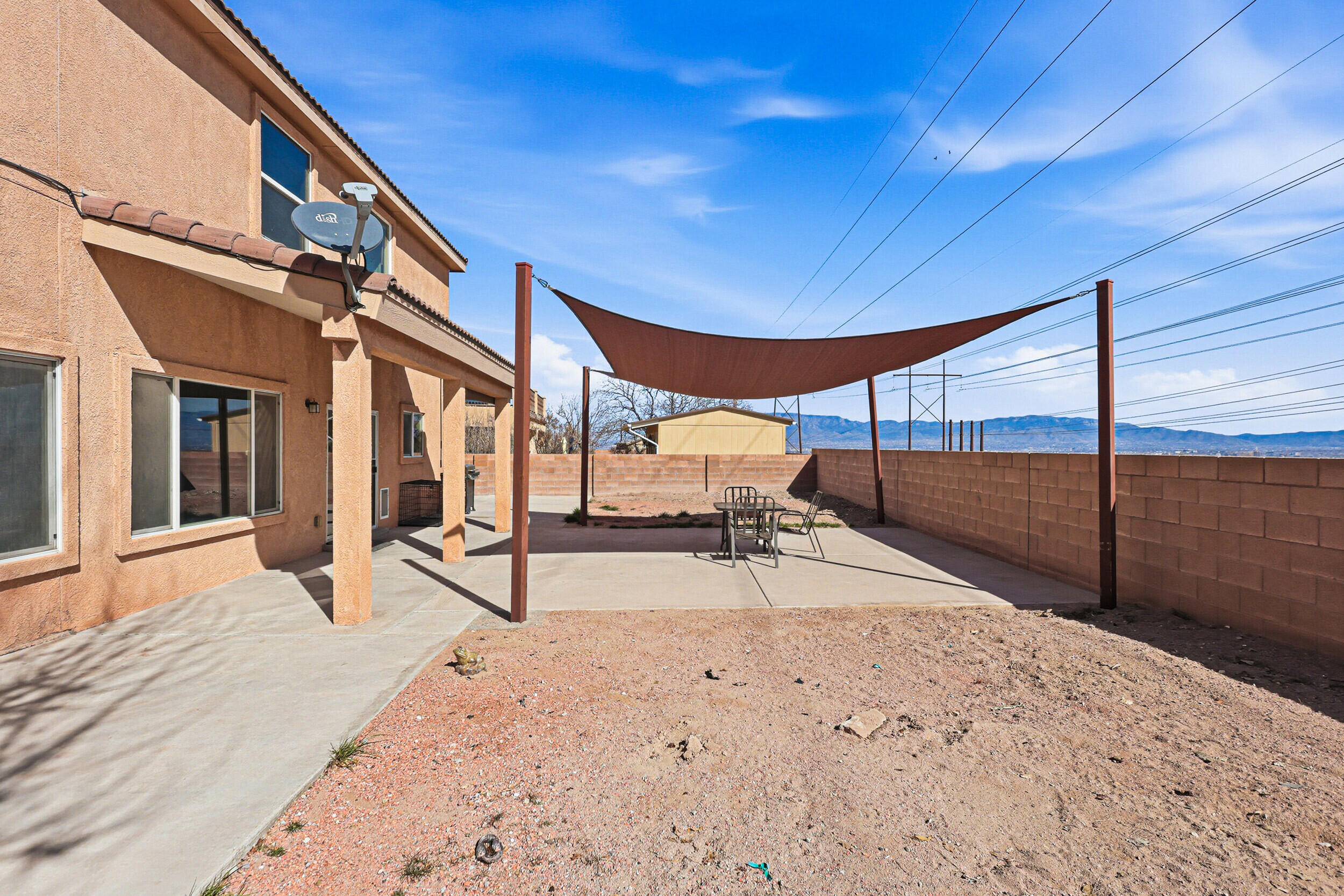 1408 Summer Breeze Drive NW
