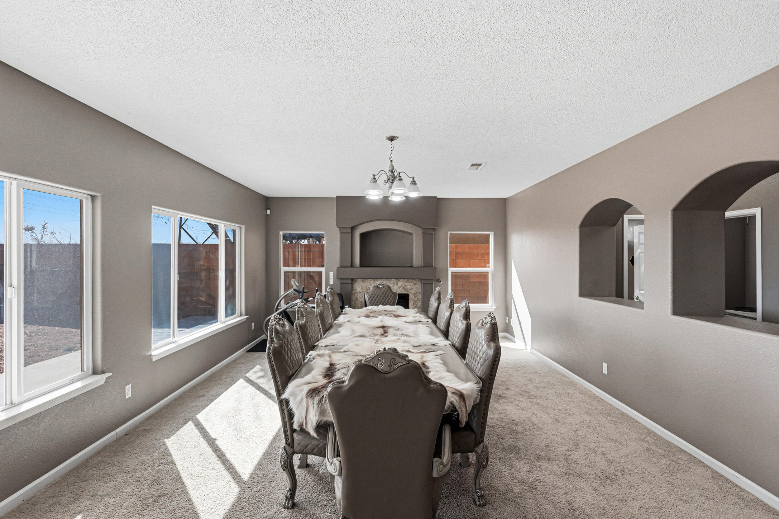 1408 Summer Breeze Drive NW