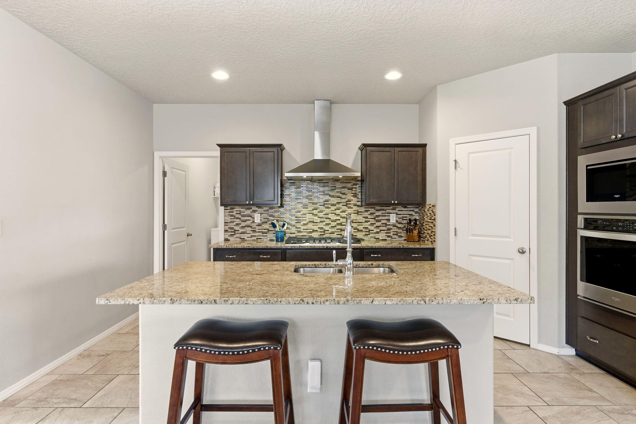 4509 Skyline Loop NE