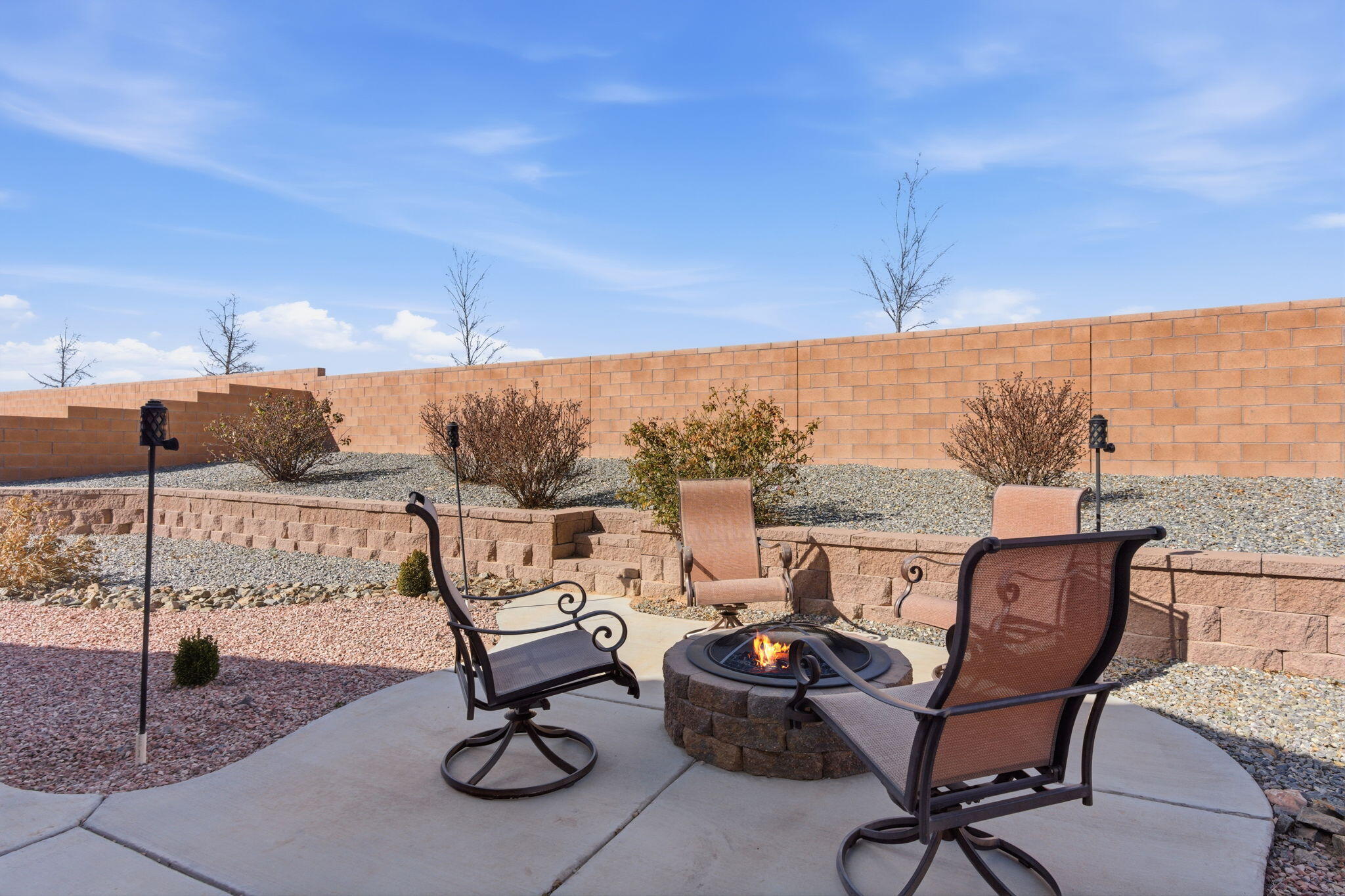 4509 Skyline Loop NE