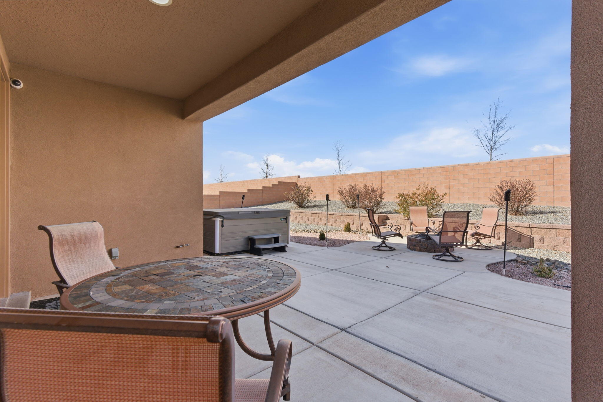 4509 Skyline Loop NE