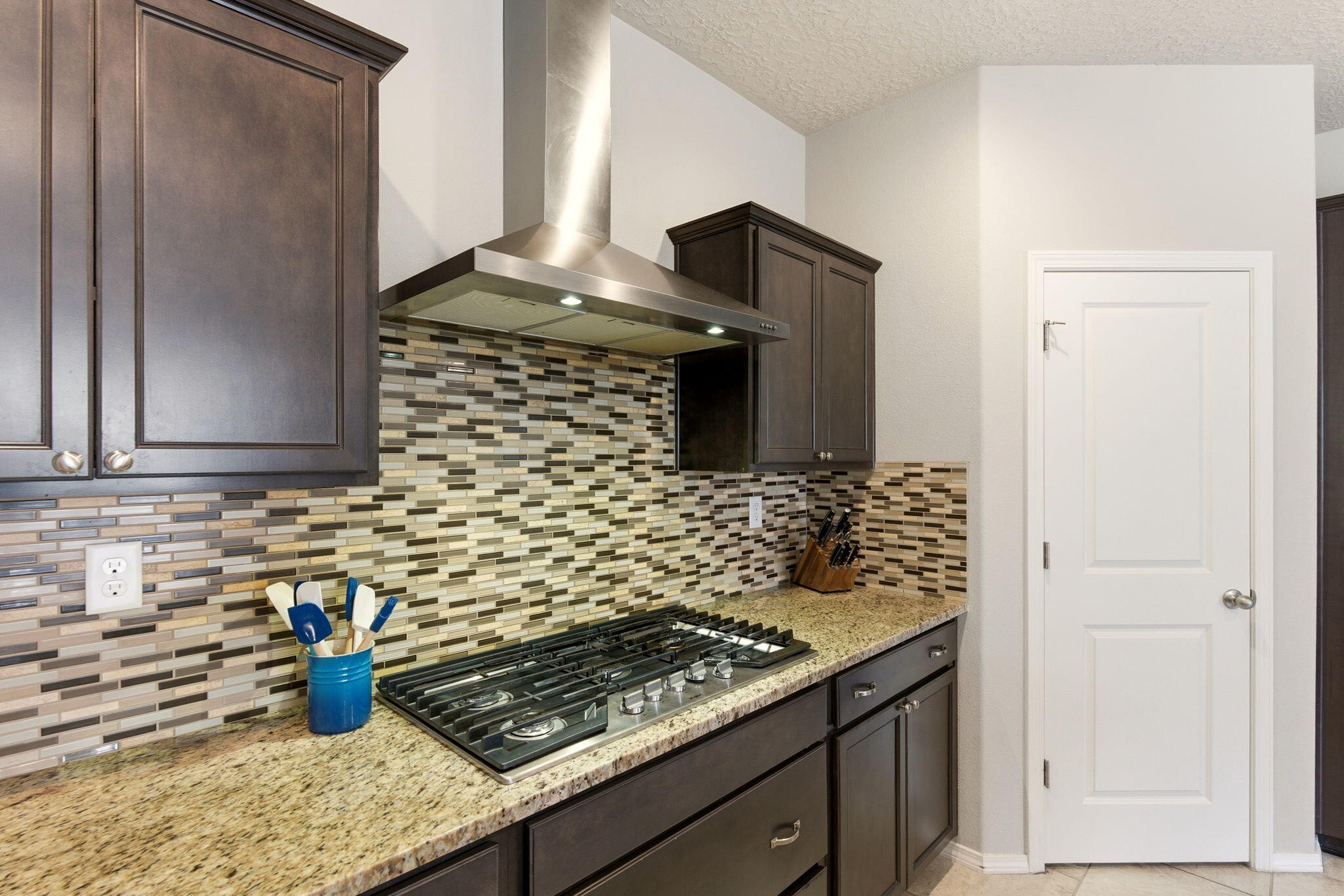 4509 Skyline Loop NE