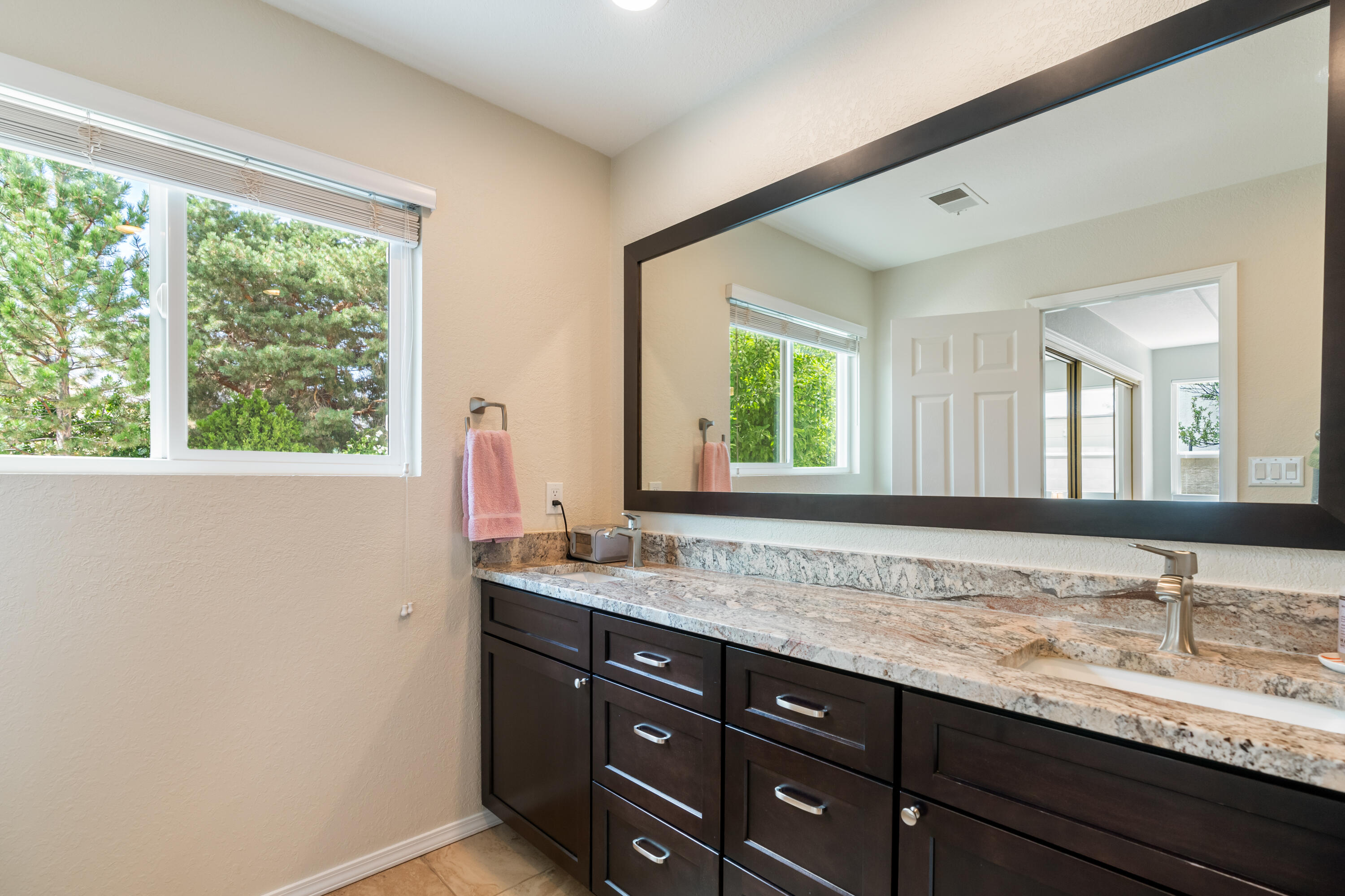 11308 Kielich Avenue NE