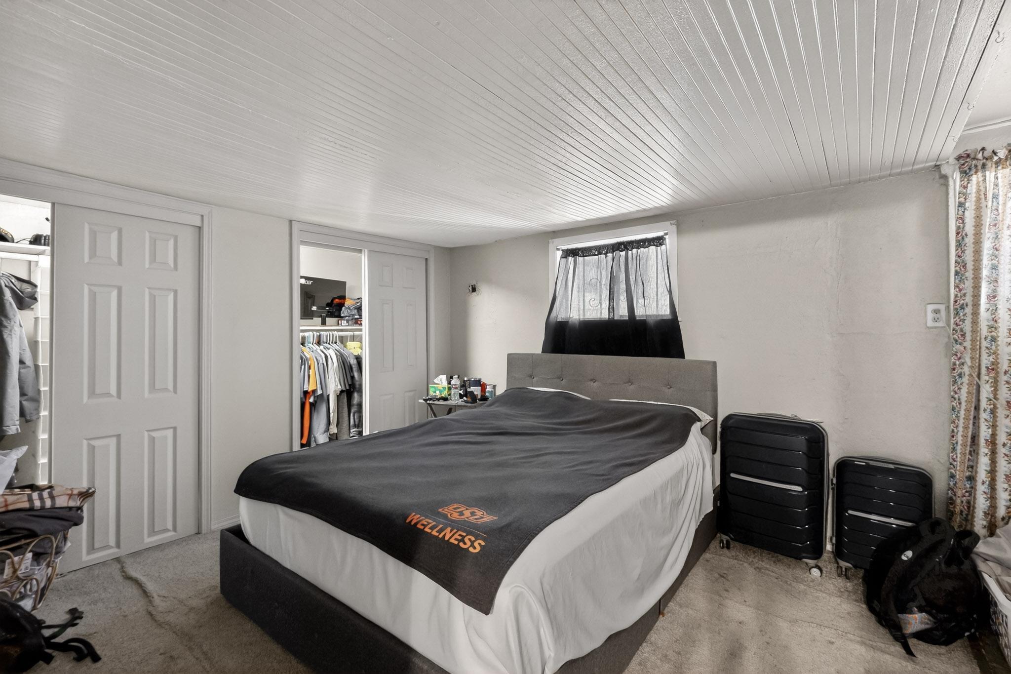 1204 Edith Boulevard SE