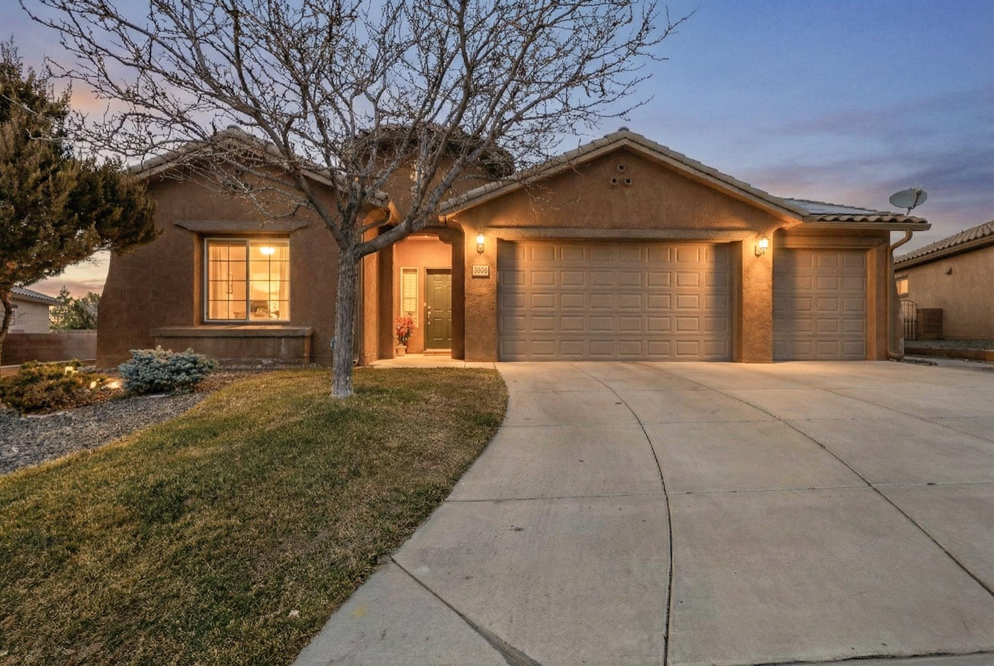 4021 Paseo Vista Place NE