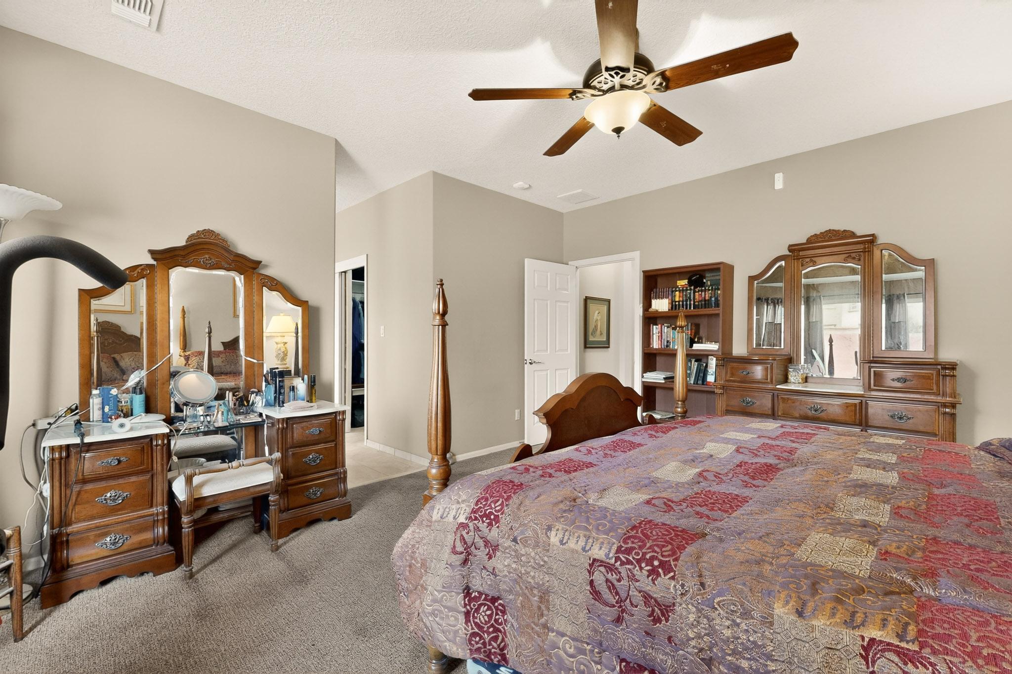 4021 Paseo Vista Place NE