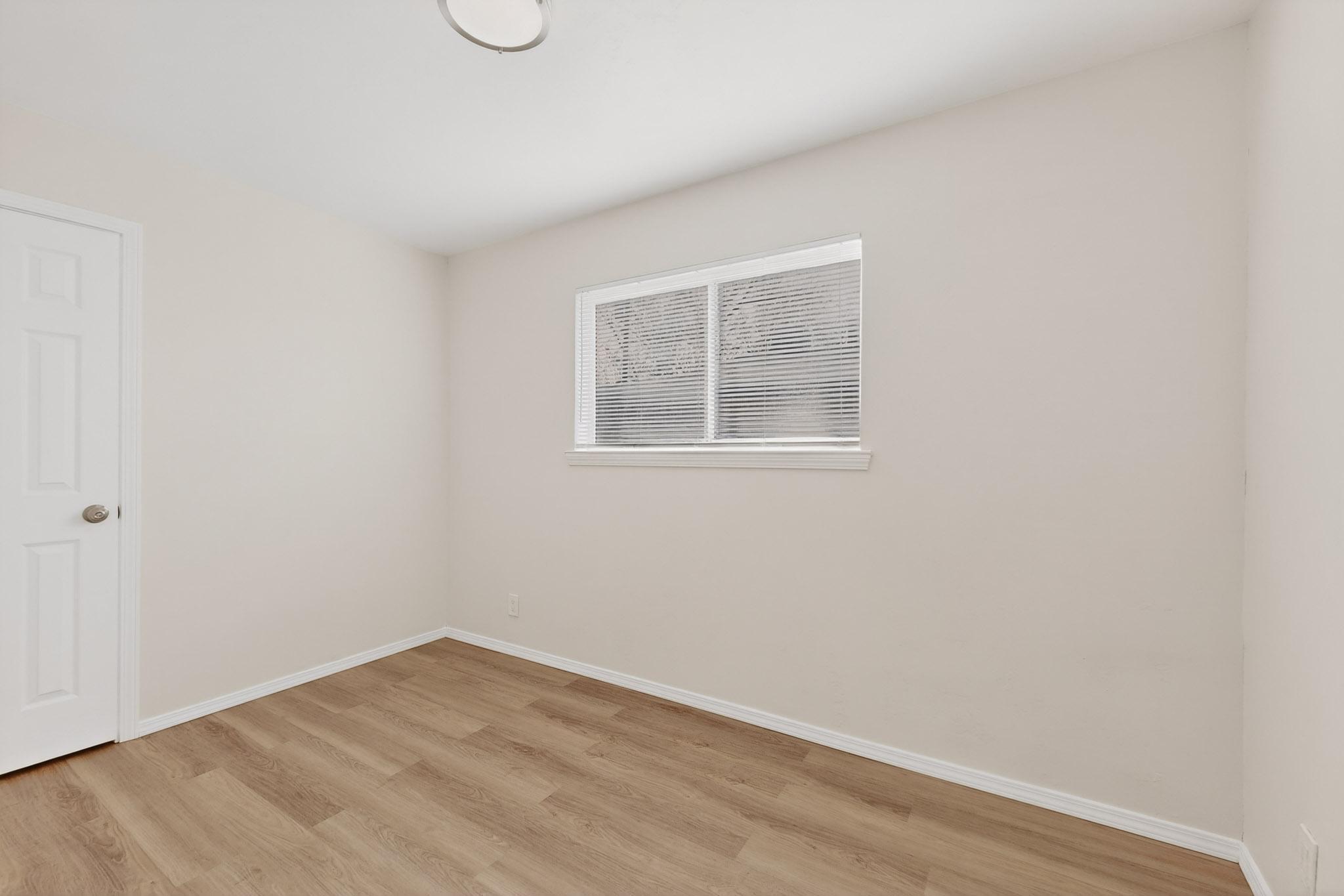 8316 Trumbull Avenue SE