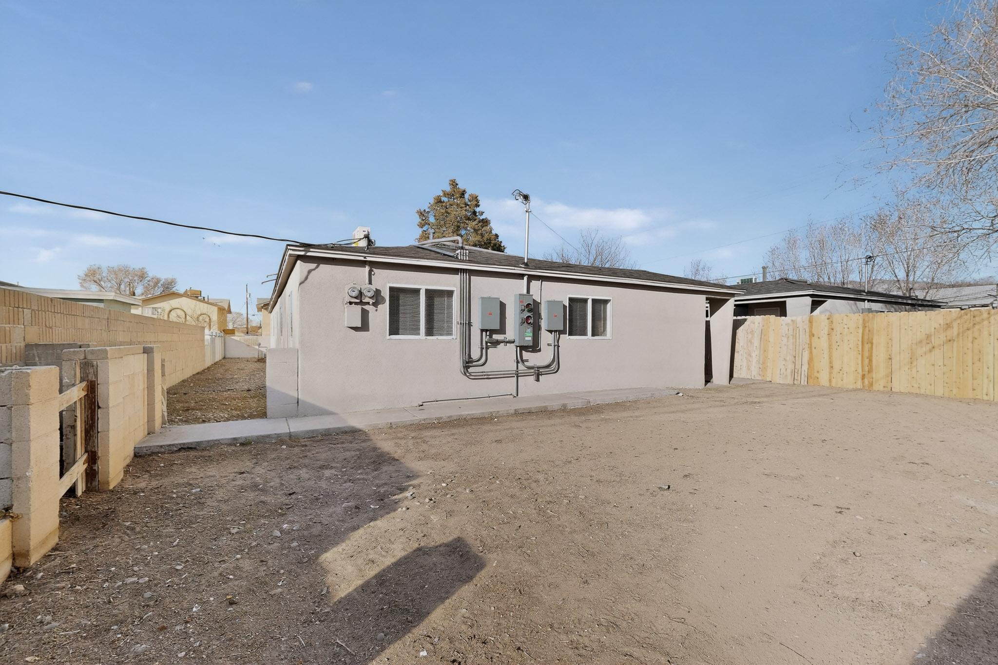 8316 Trumbull Avenue SE