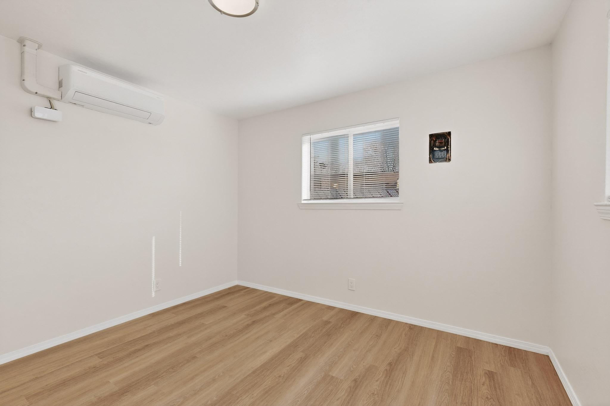 8316 Trumbull Avenue SE