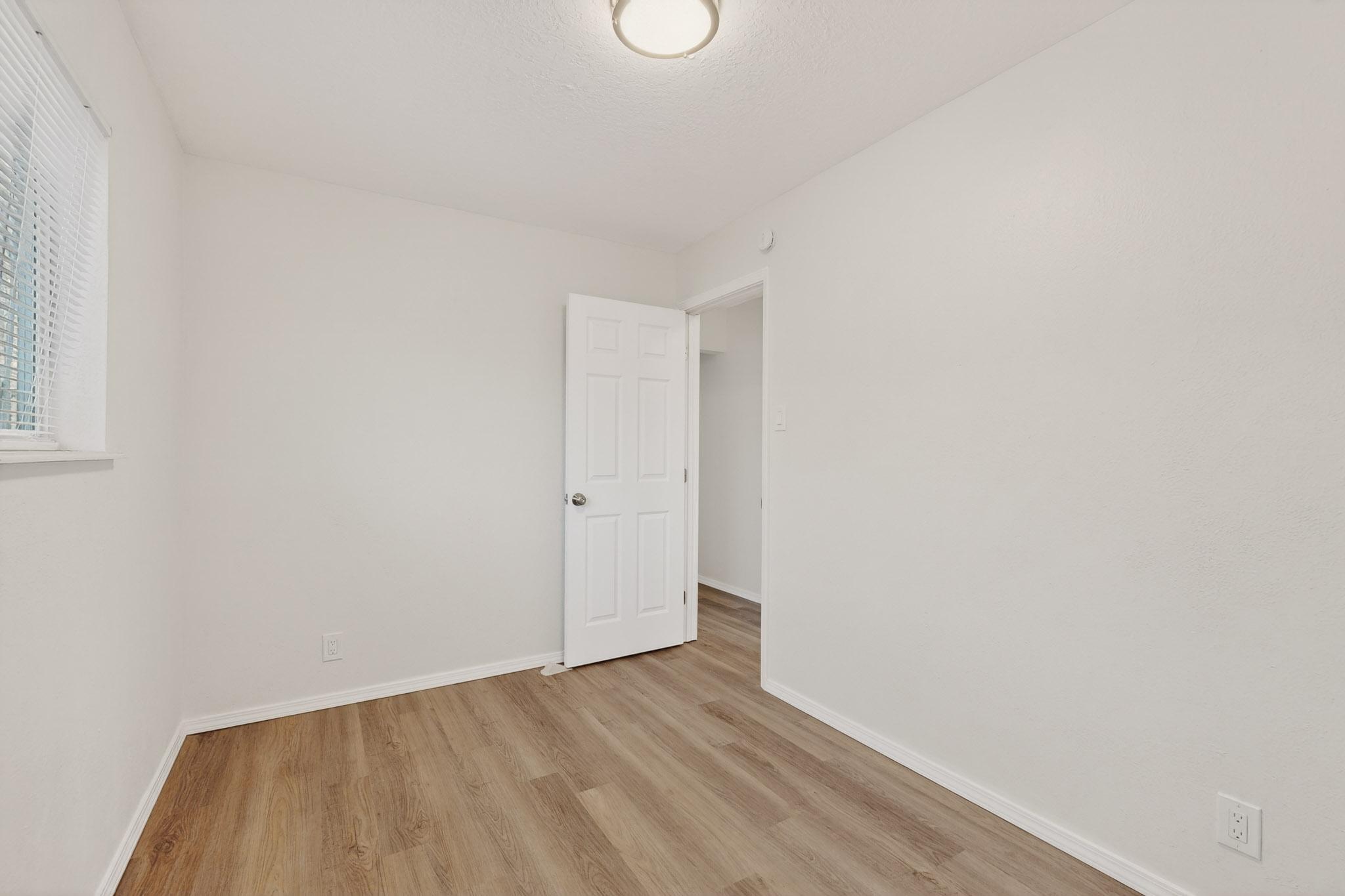 8320 Trumbull Avenue SE