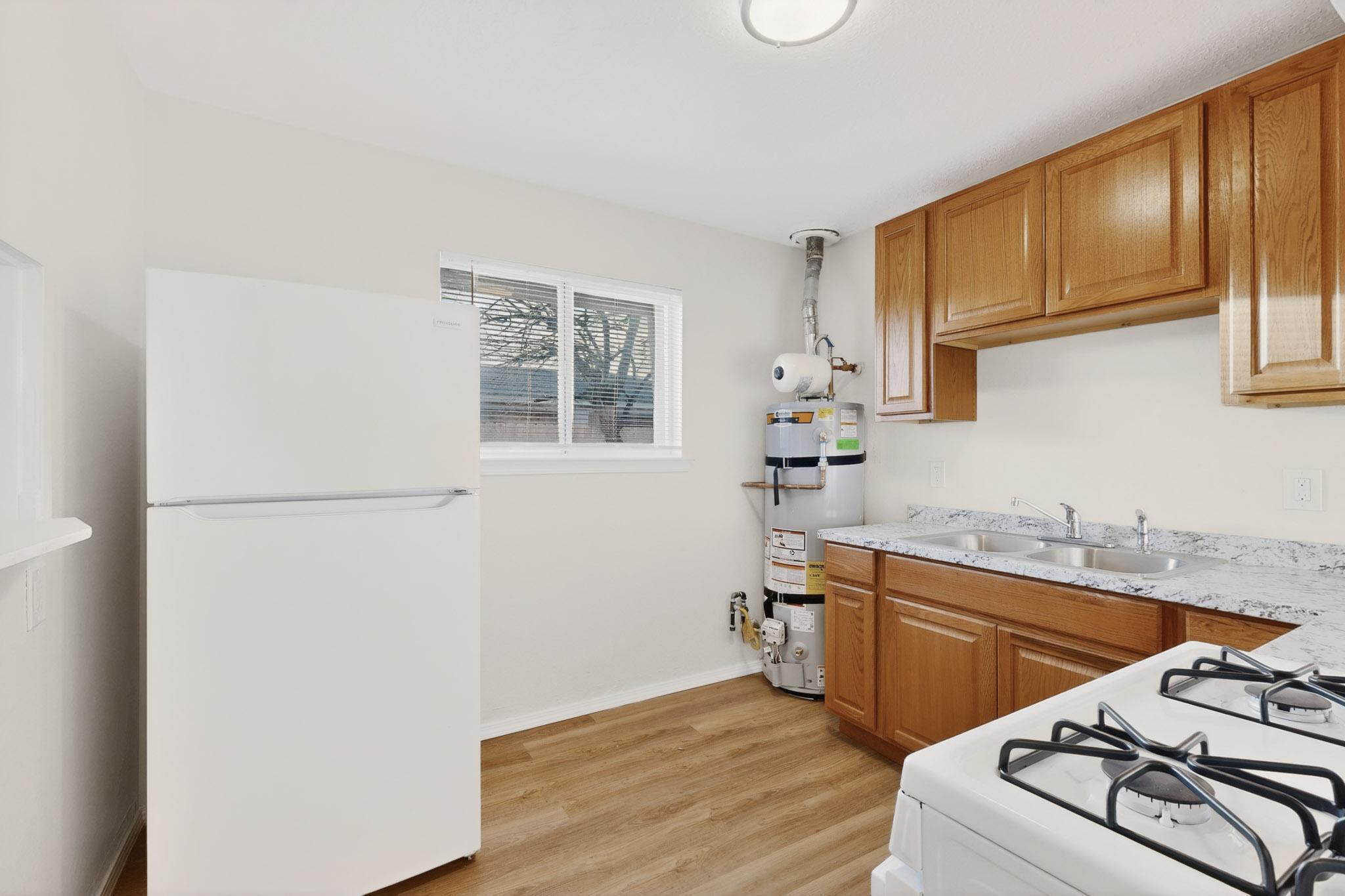 8320 Trumbull Avenue SE