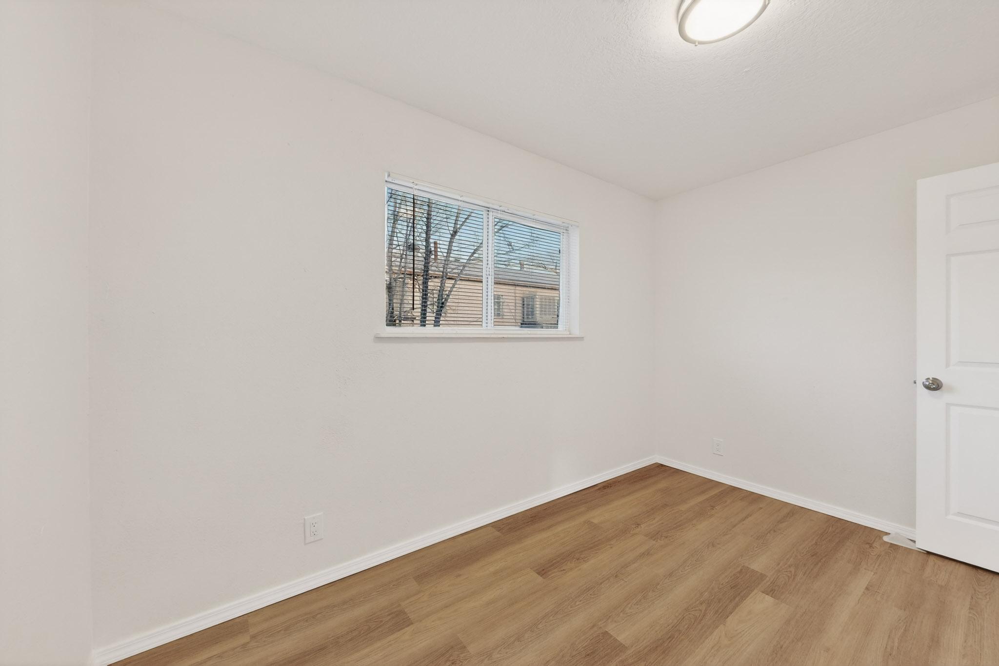 8320 Trumbull Avenue SE