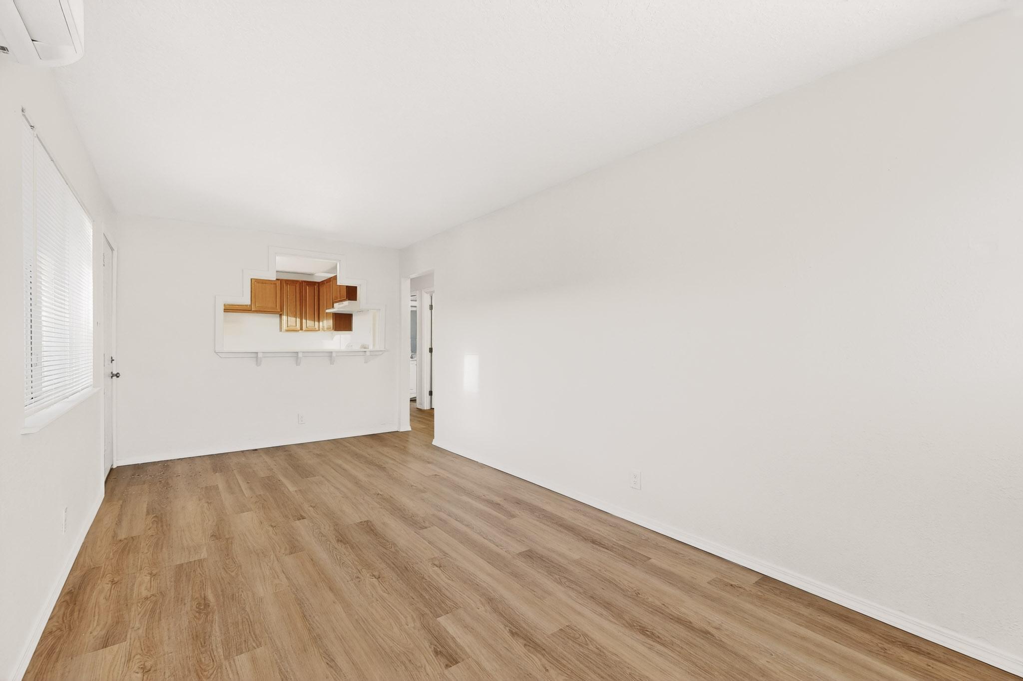 8320 Trumbull Avenue SE