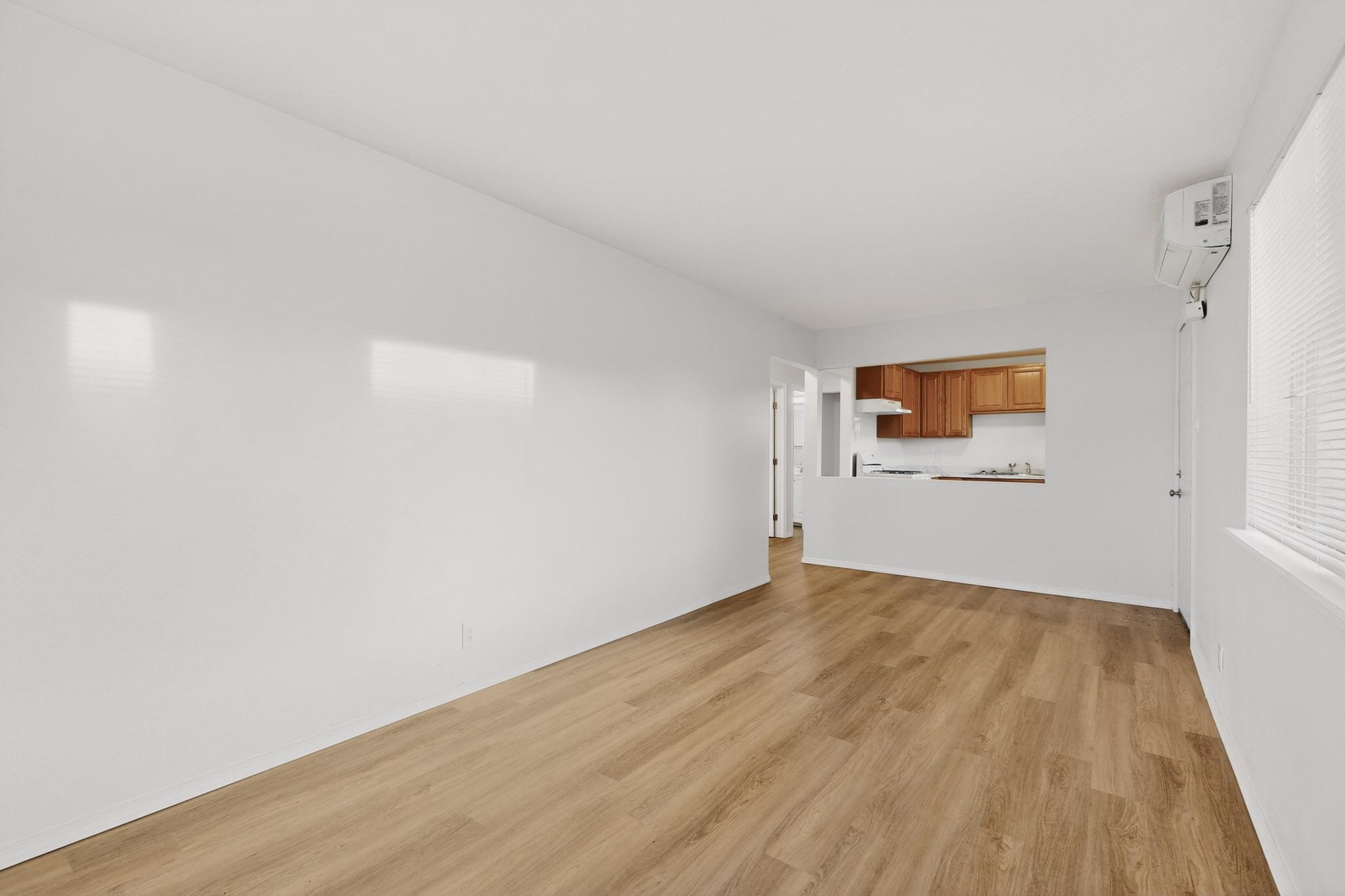 8320 Trumbull Avenue SE