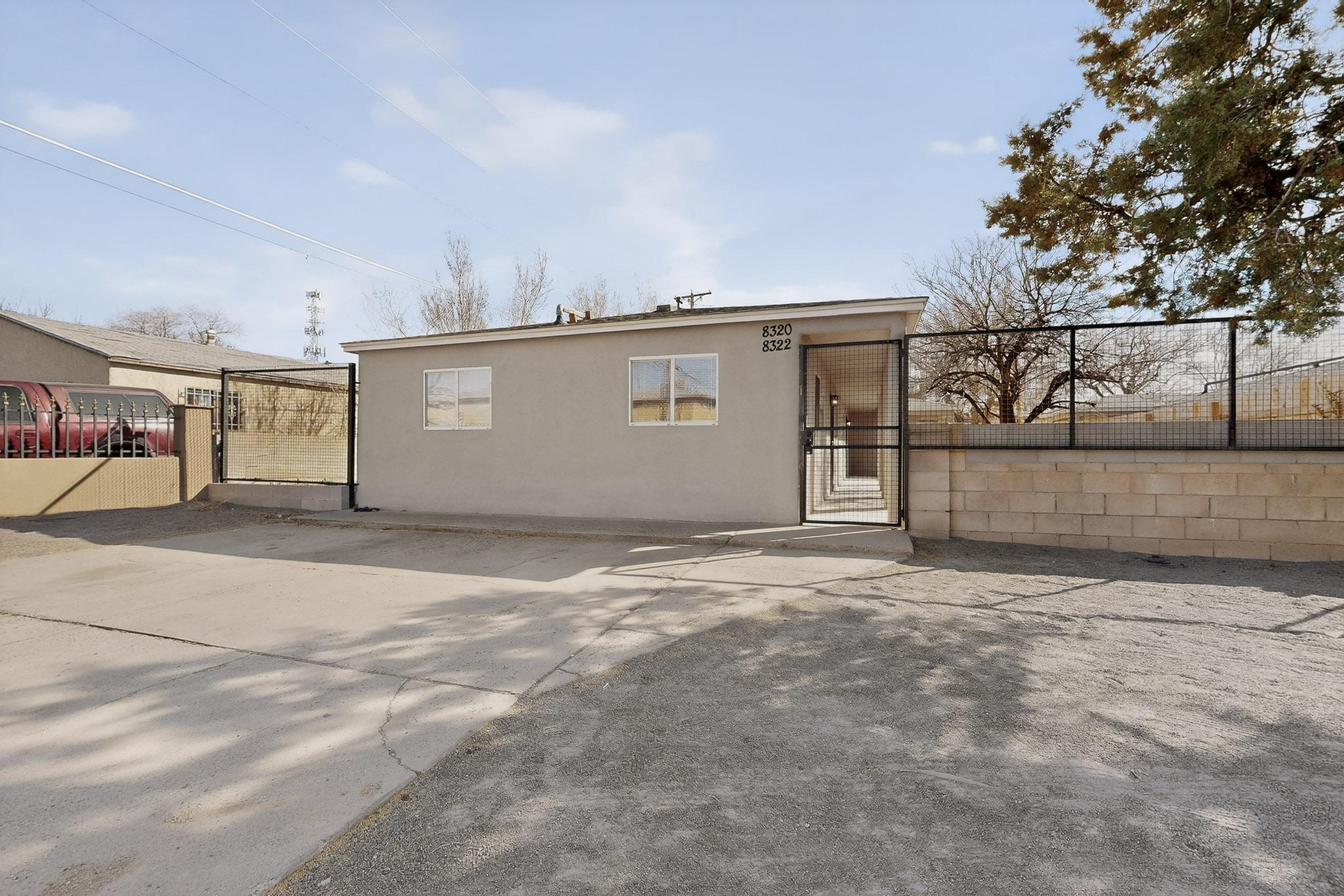 8320 Trumbull Avenue SE