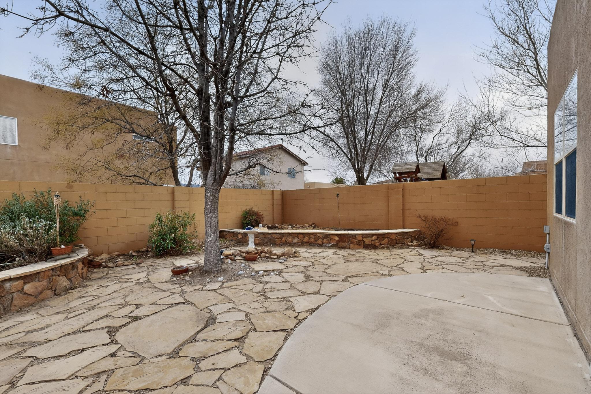 7712 Calle Carisma NE