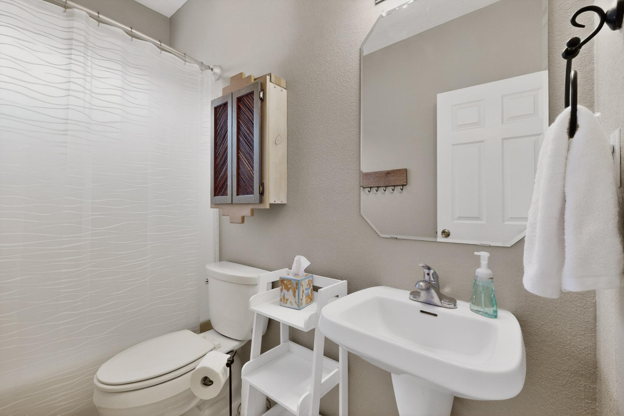 7712 Calle Carisma NE