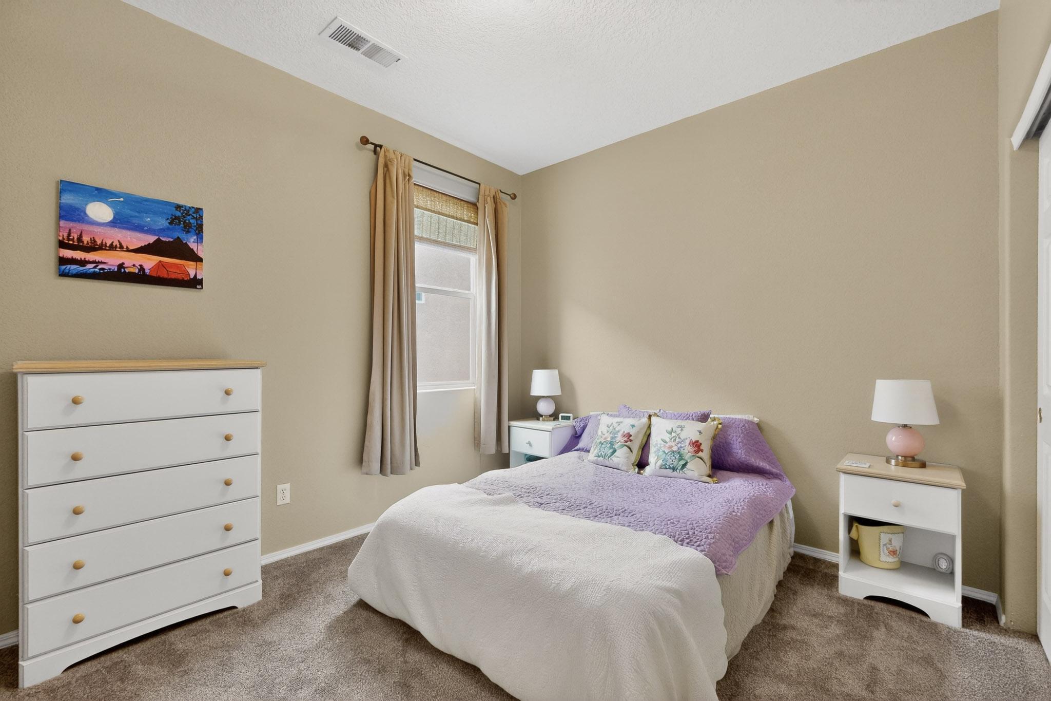 7712 Calle Carisma NE