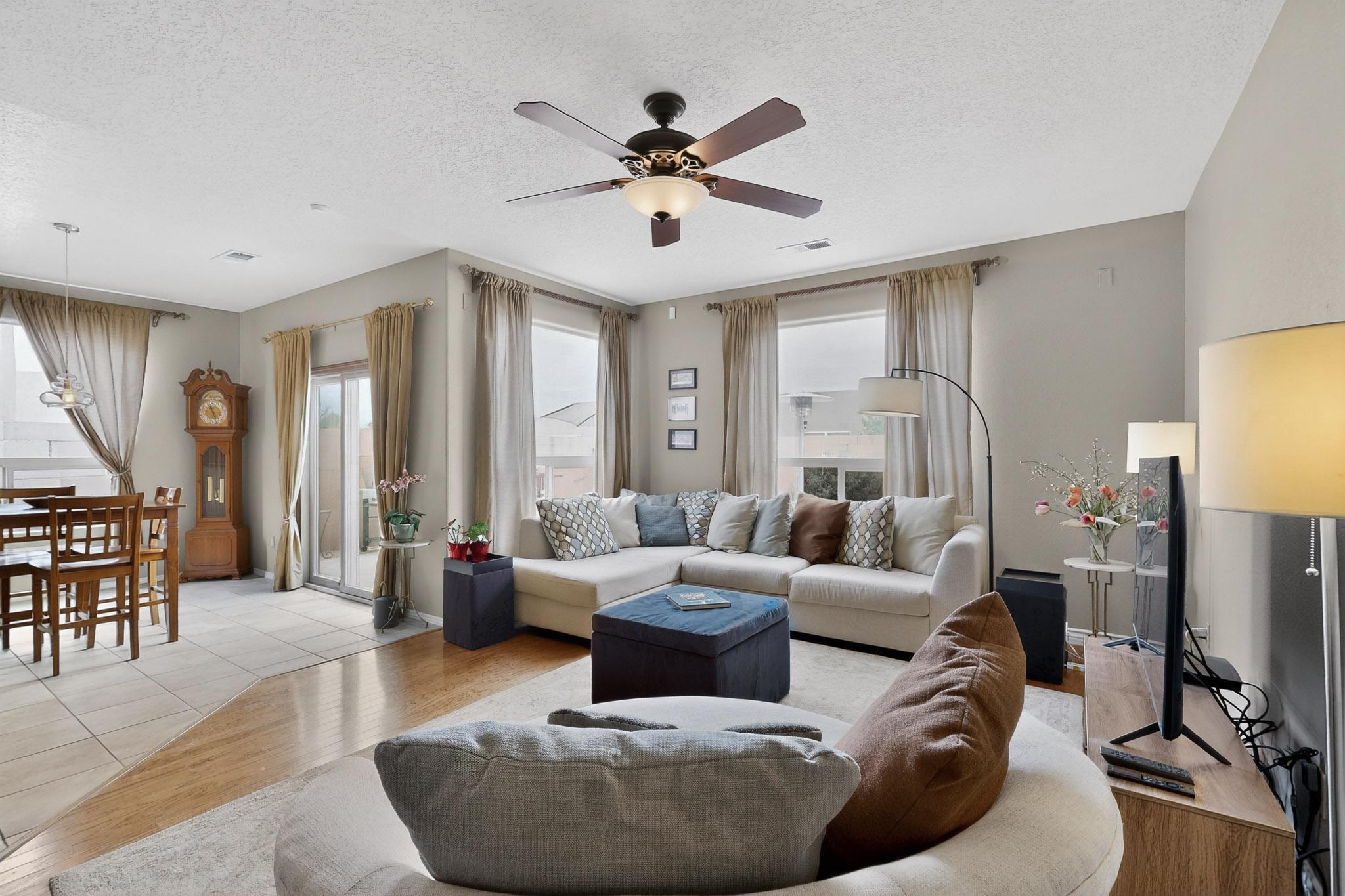 7712 Calle Carisma NE