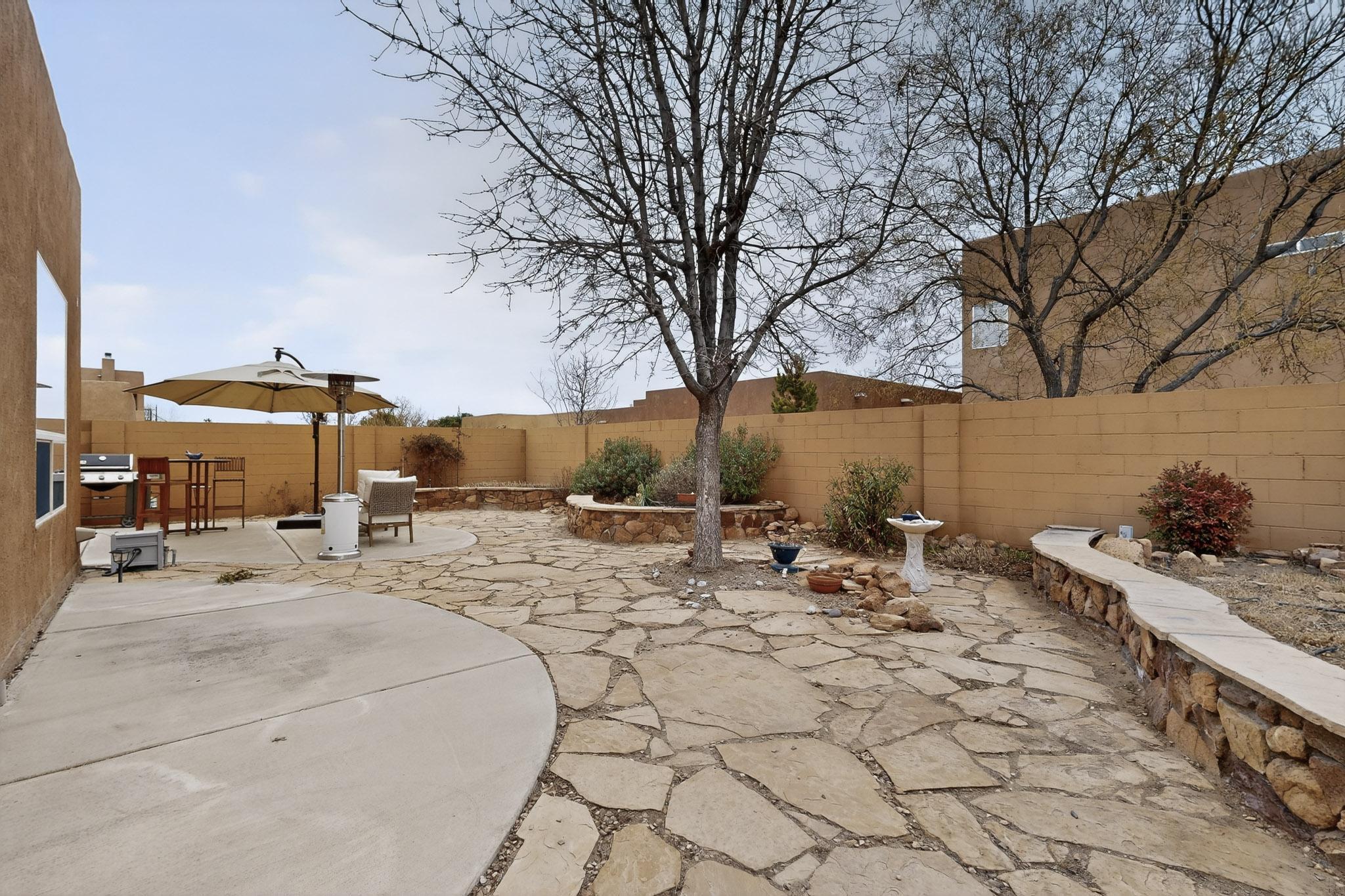 7712 Calle Carisma NE