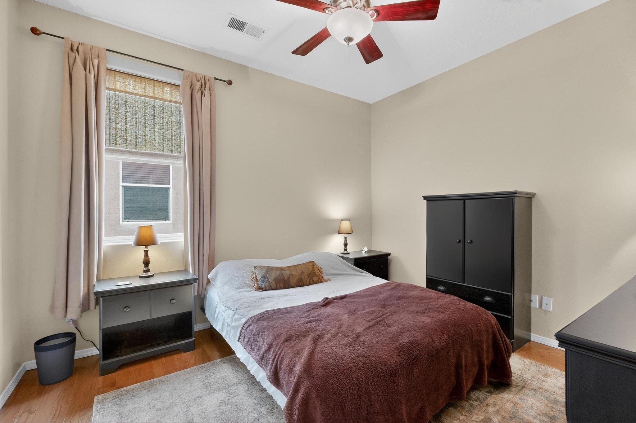 7712 Calle Carisma NE