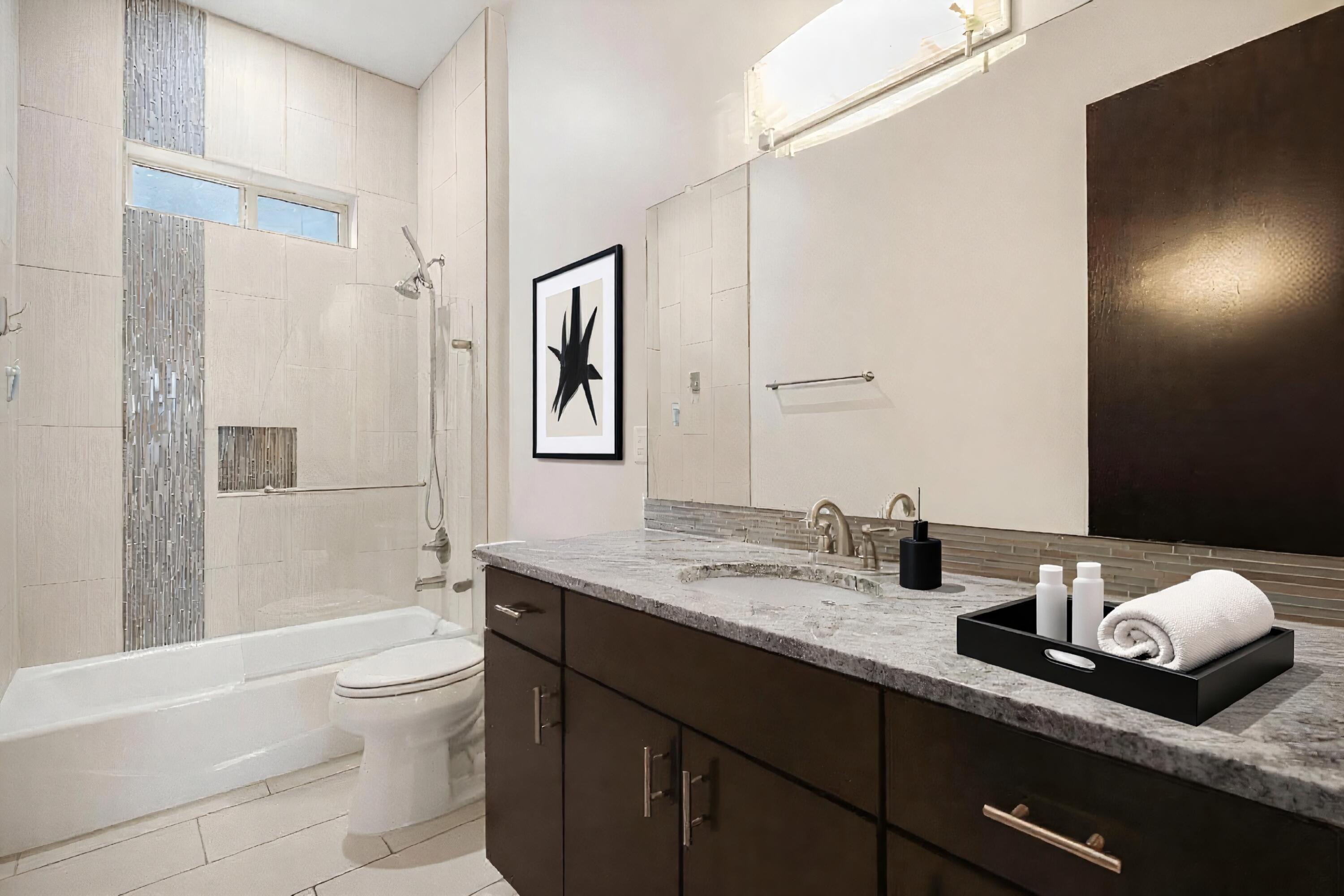 5763 University Boulevard SE