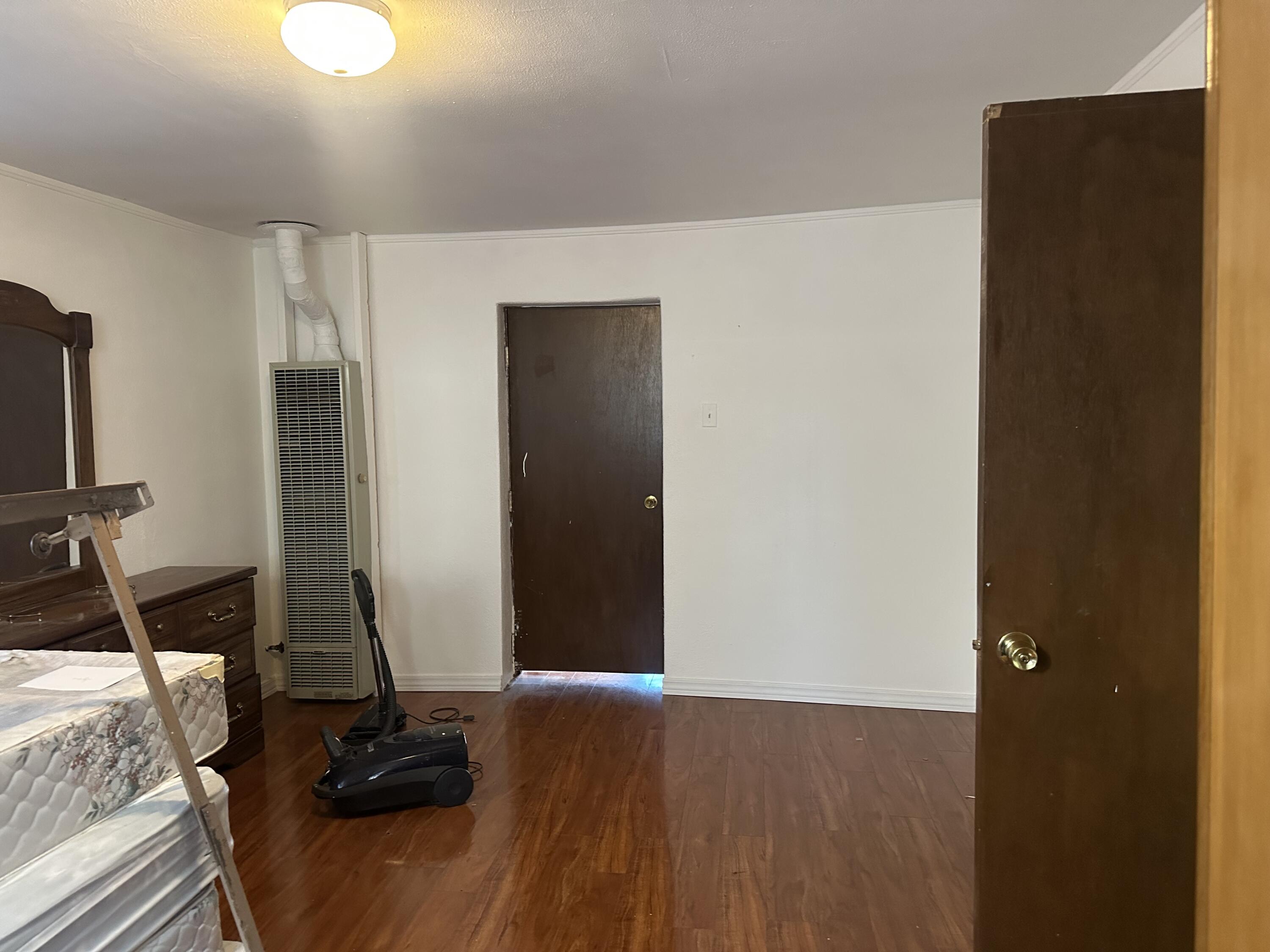 1110 State Road 76