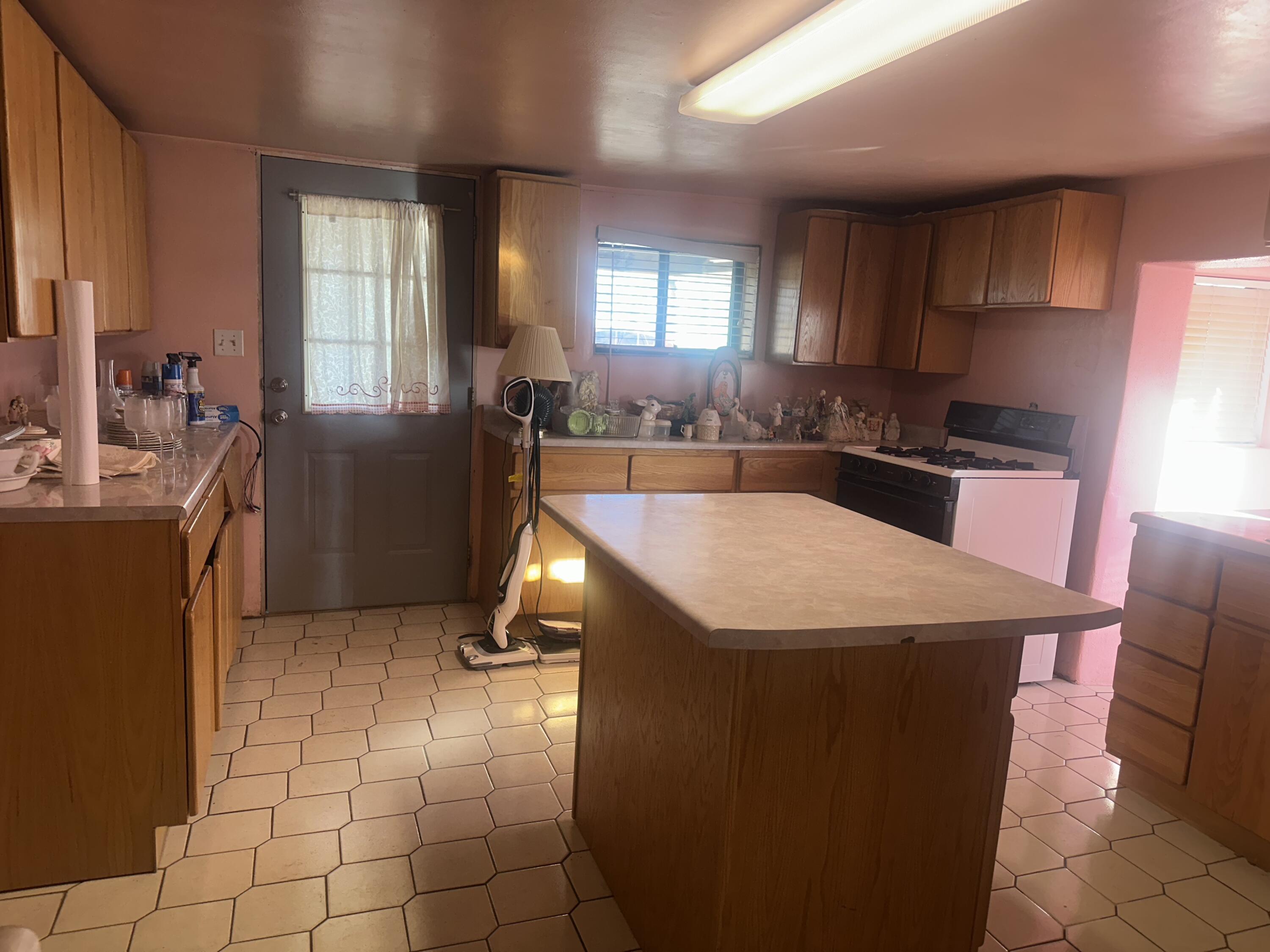 1110 State Road 76
