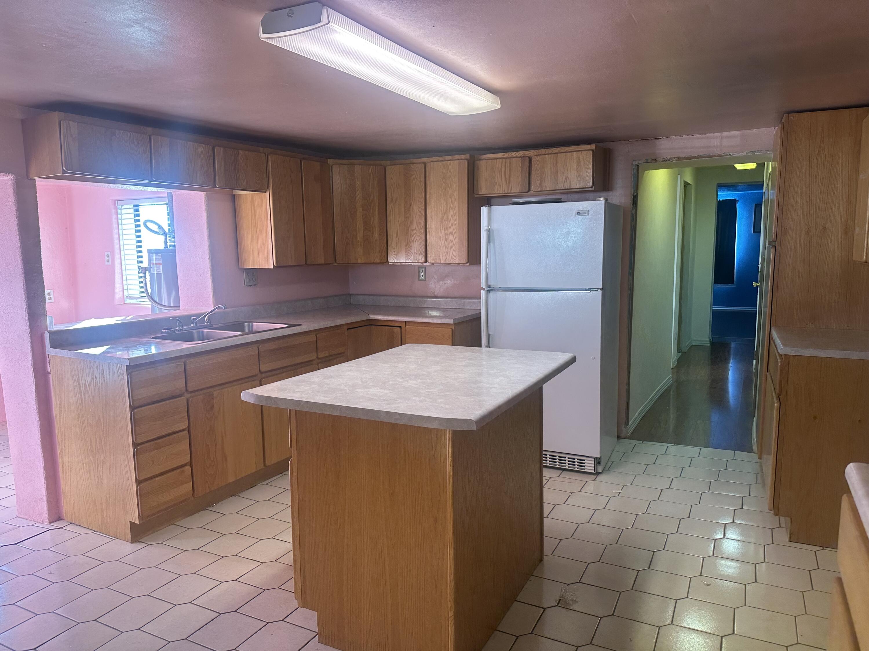 1110 State Road 76