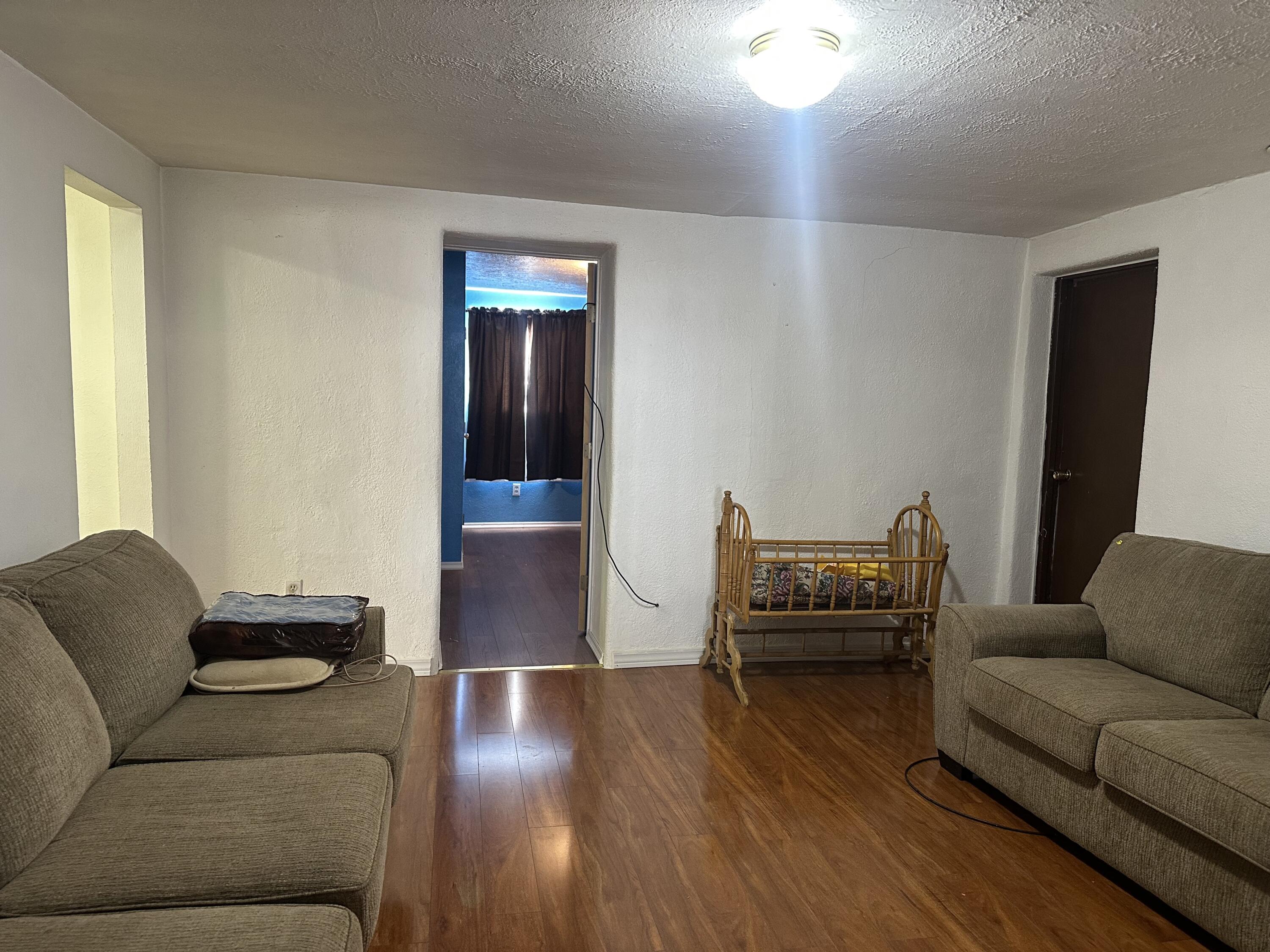 1110 State Road 76