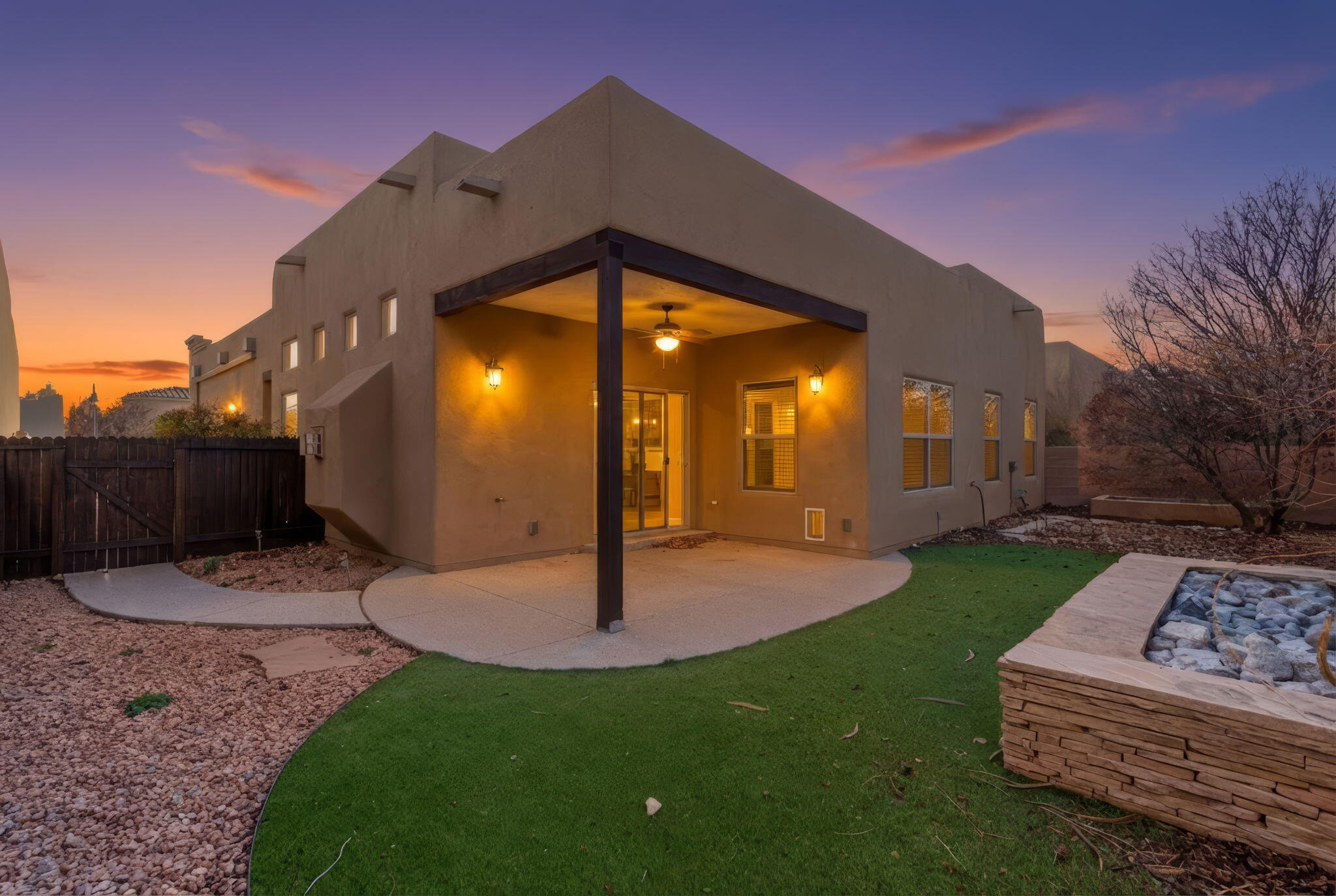 1323 Valle Lane NW