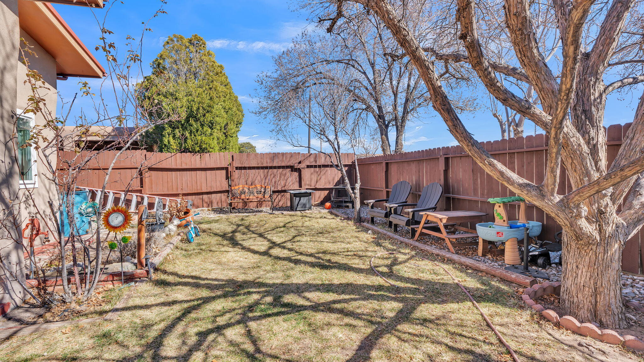 2913 Calle De Oriente