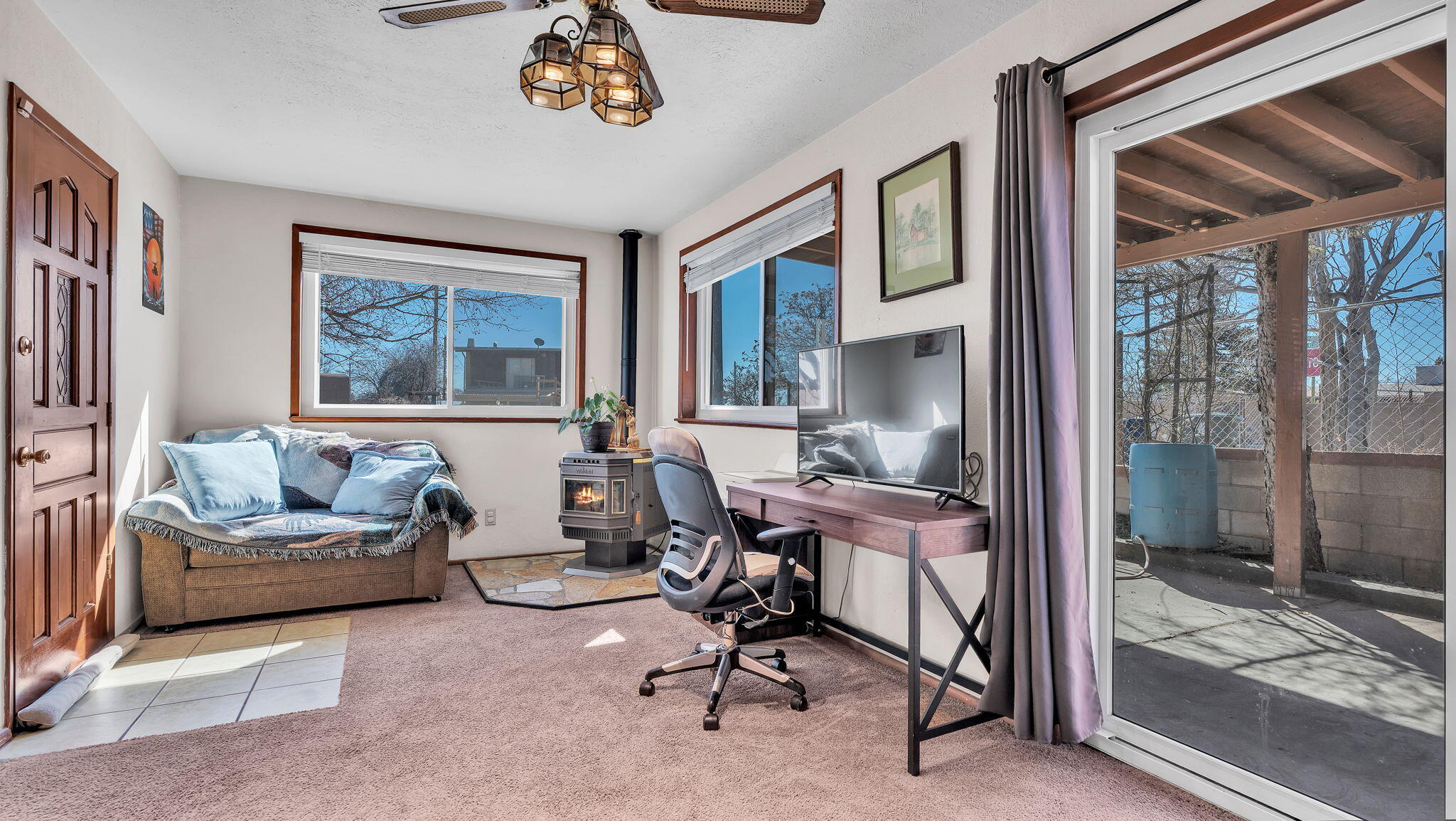 2913 Calle De Oriente