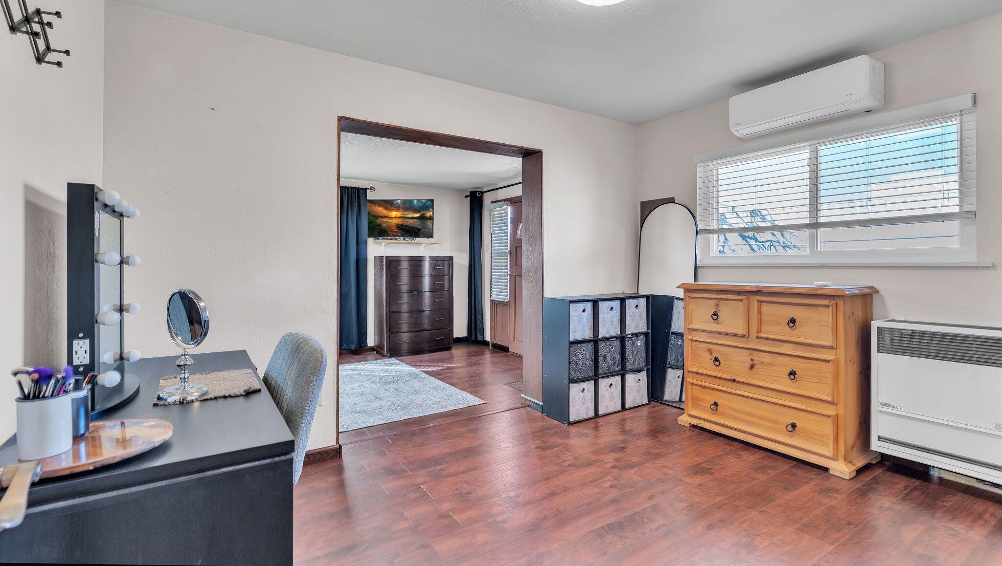 2913 Calle De Oriente