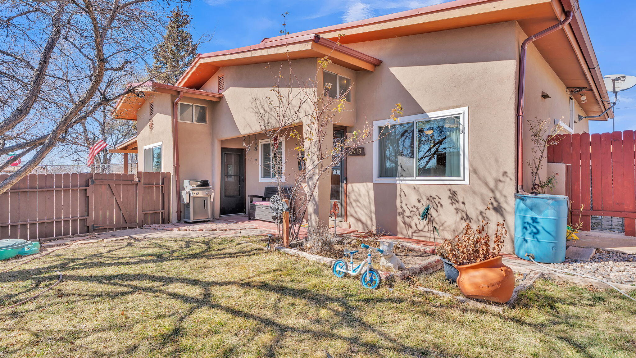 2913 Calle De Oriente