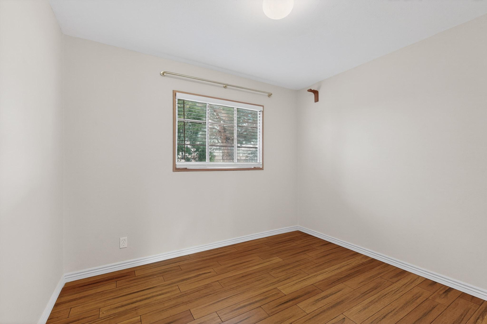 1722 Vermont Street NE