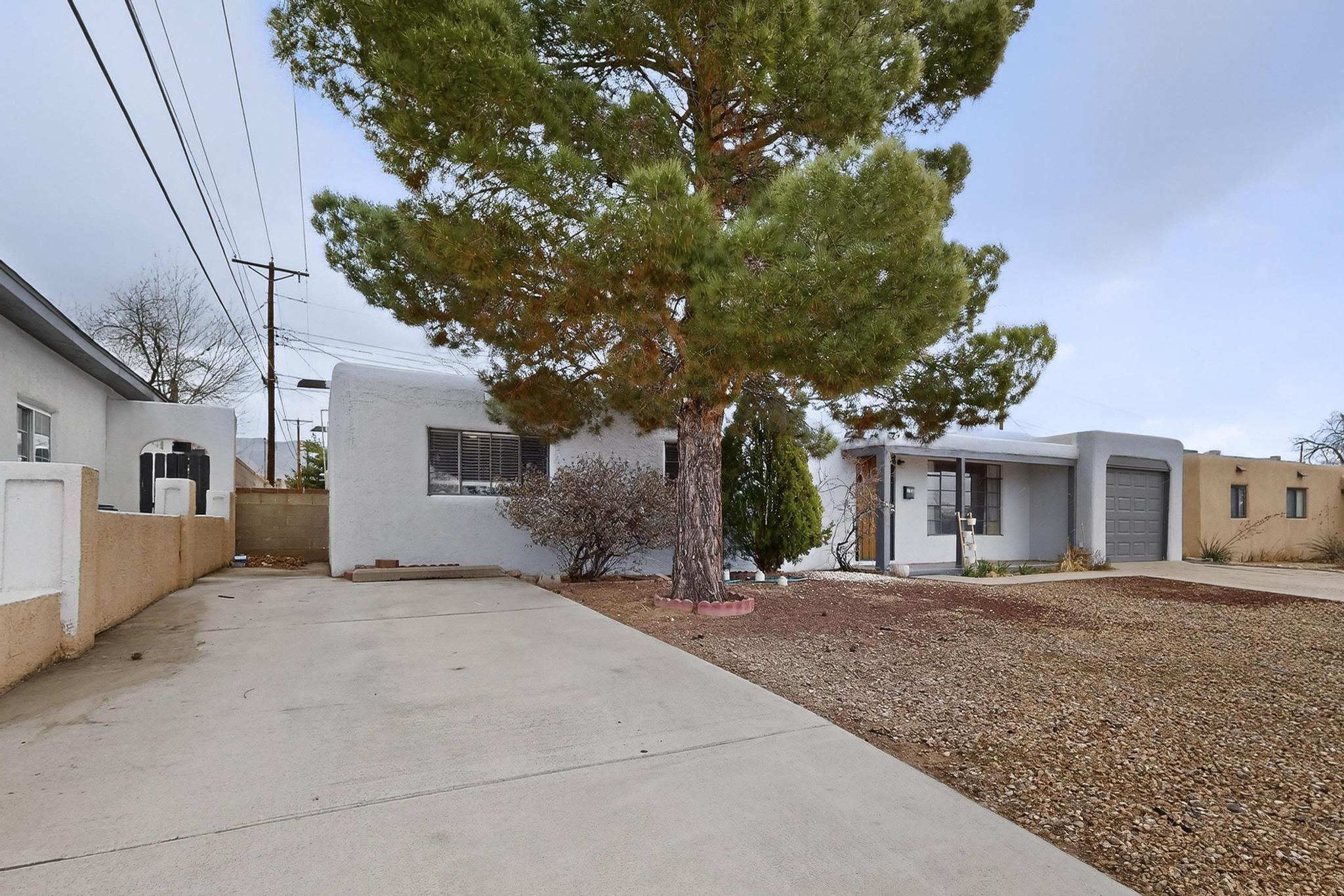 1722 Vermont Street NE