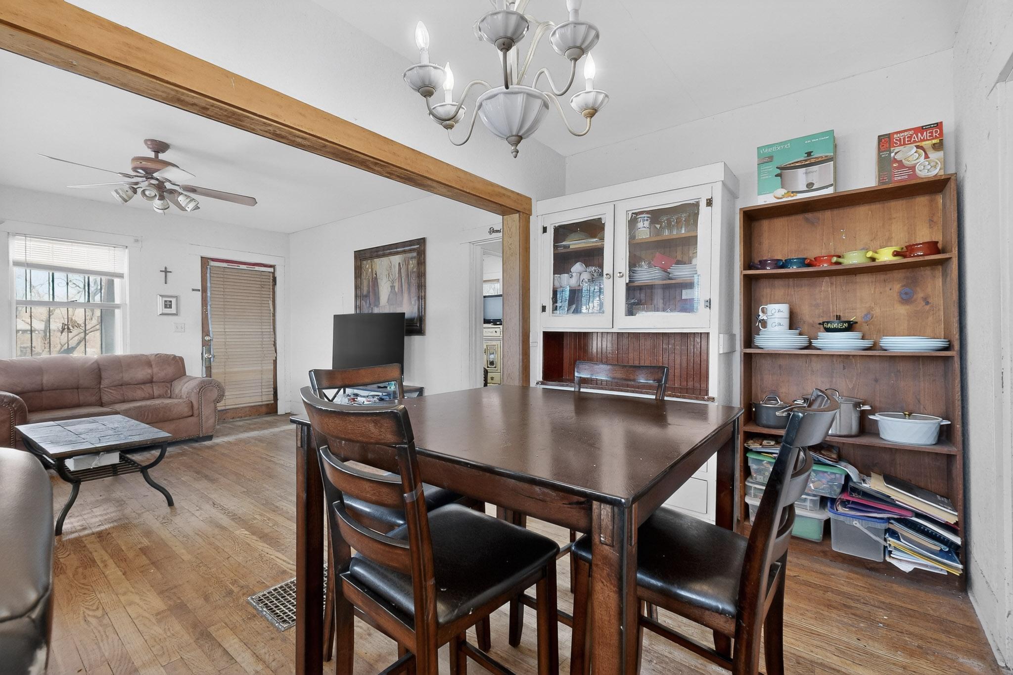 1504 6th Street NW